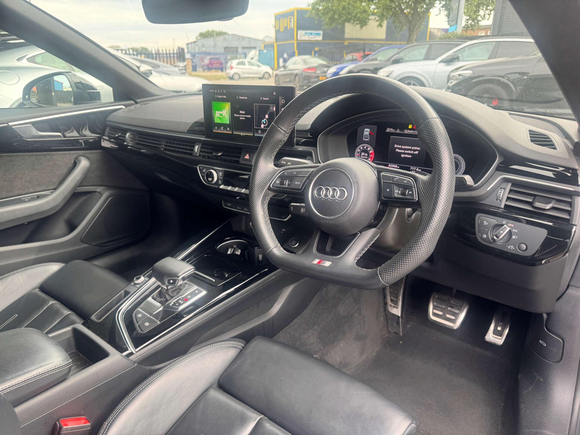 Audi A5 view 7