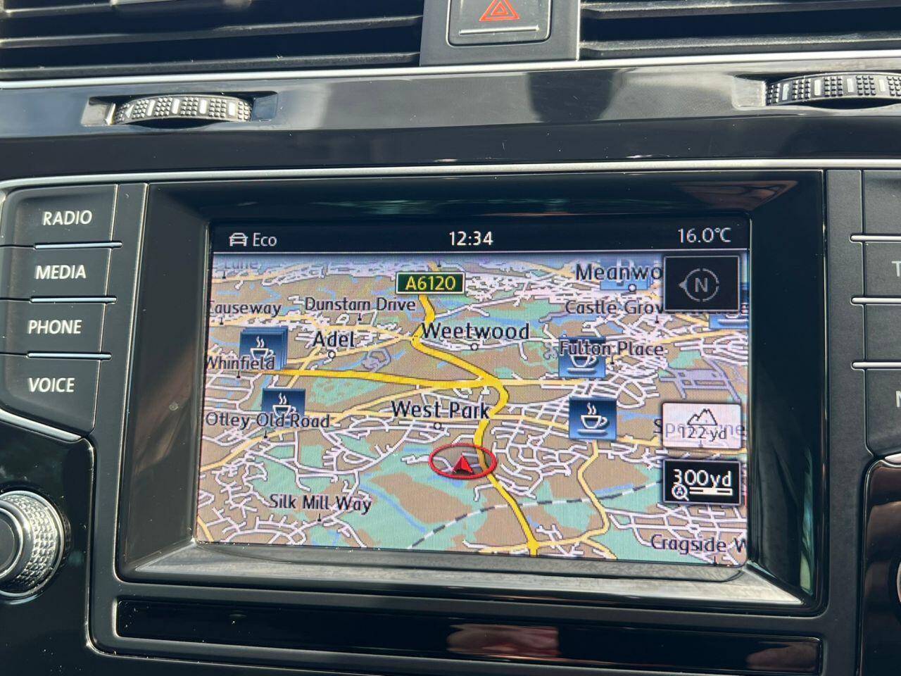 Volkswagen Golf view 22