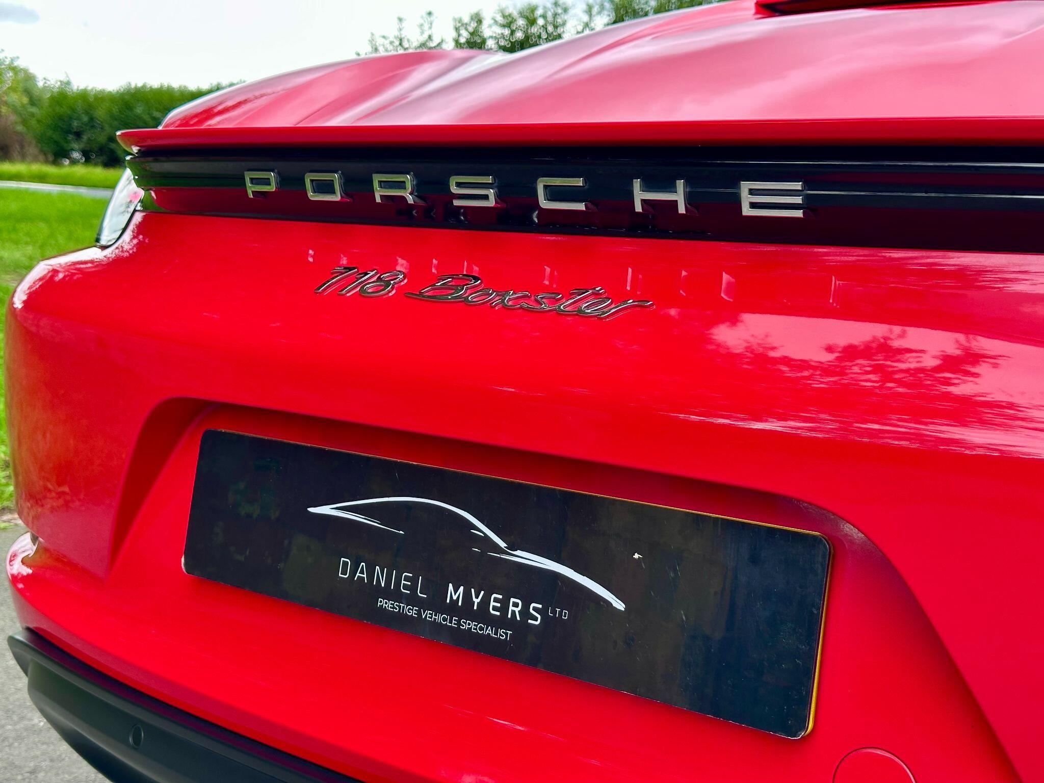 Porsche 718 Boxster view 32