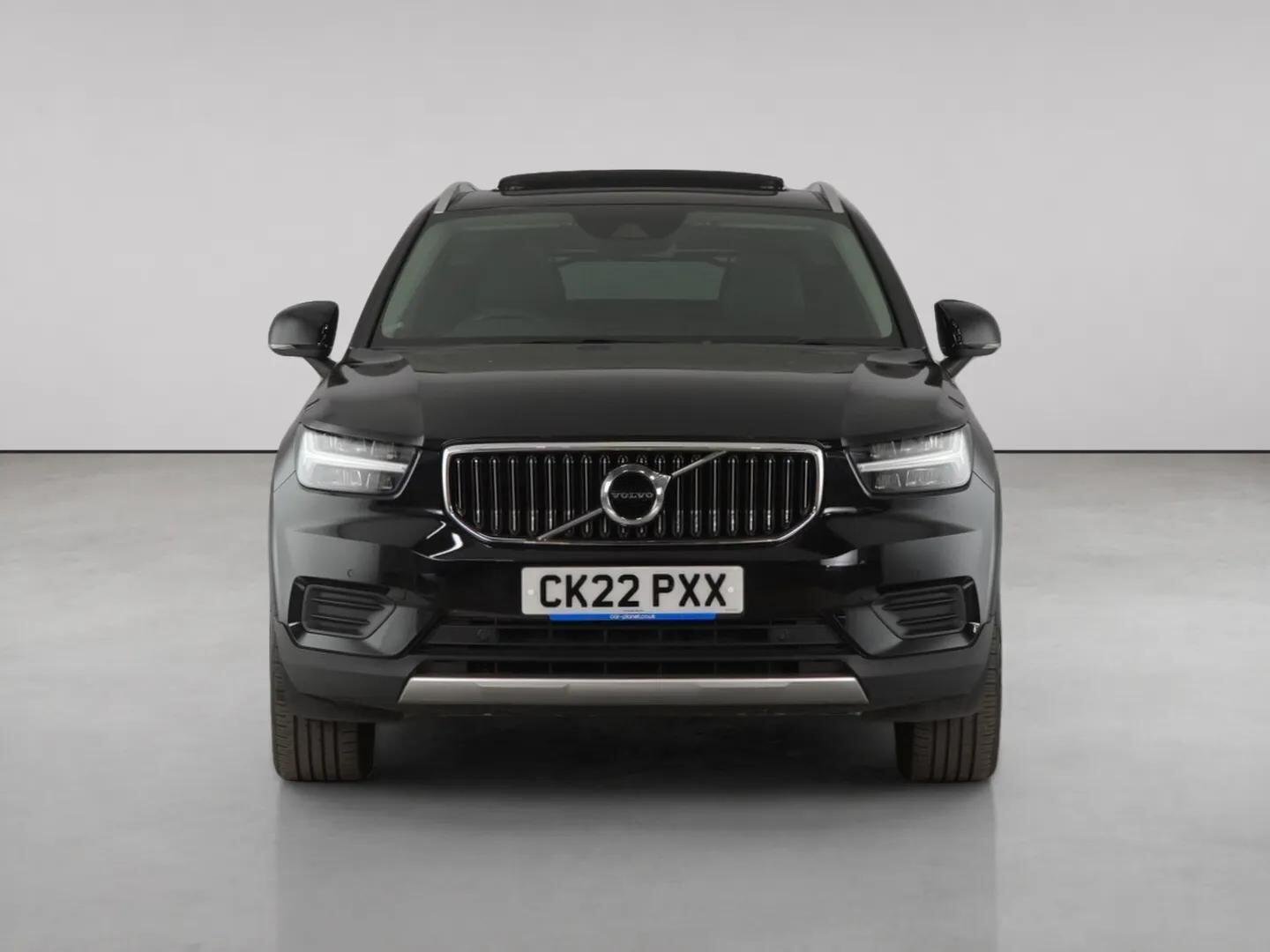 Volvo XC40 view 5