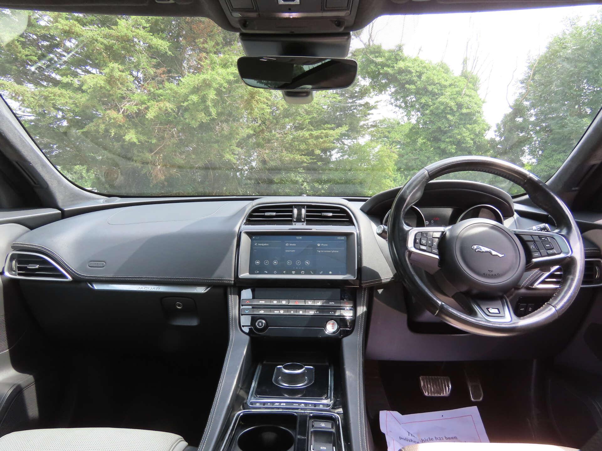 Jaguar F-Pace view 7