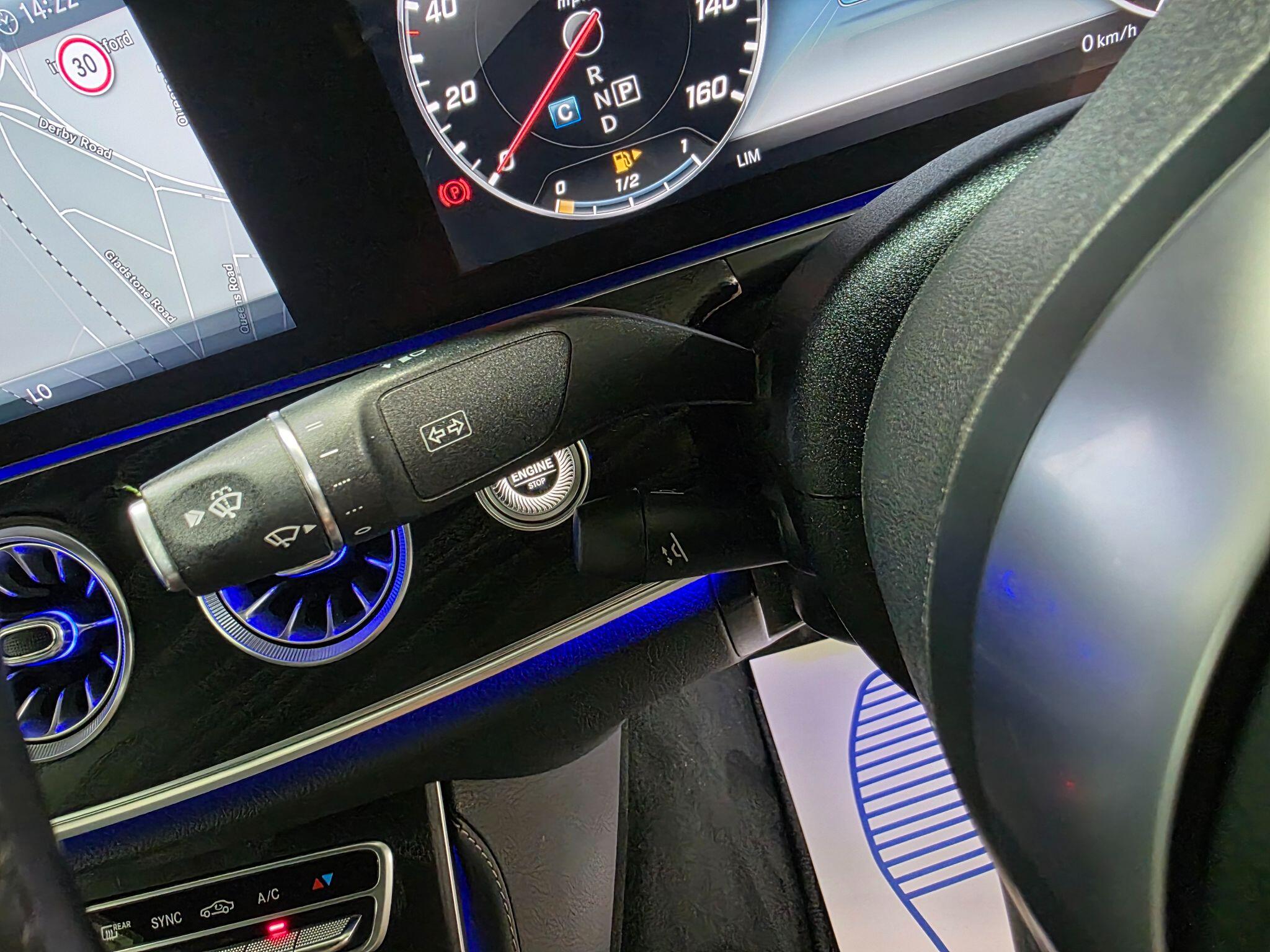 Mercedes-Benz E Class view 25