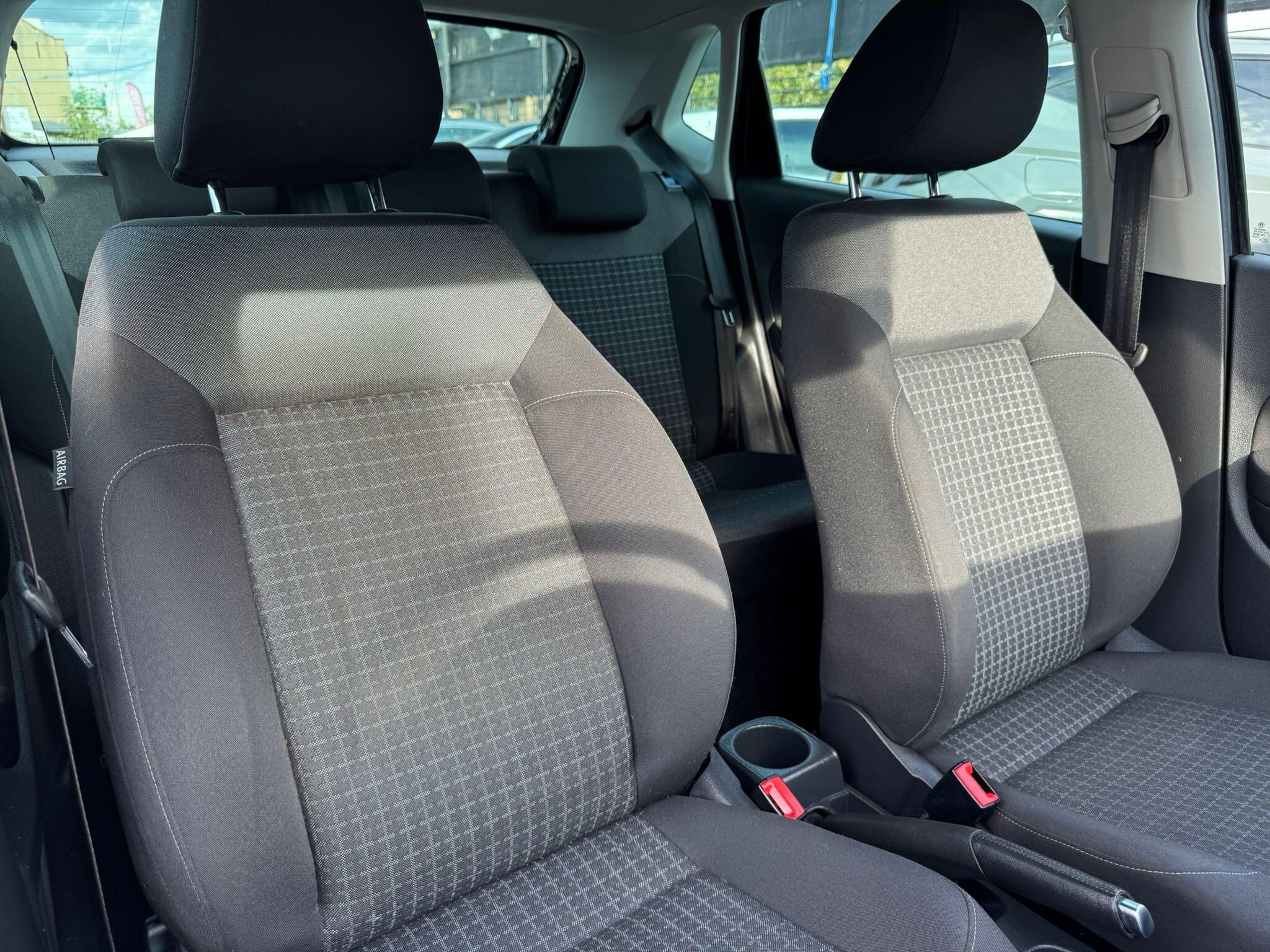 Volkswagen Polo view 41
