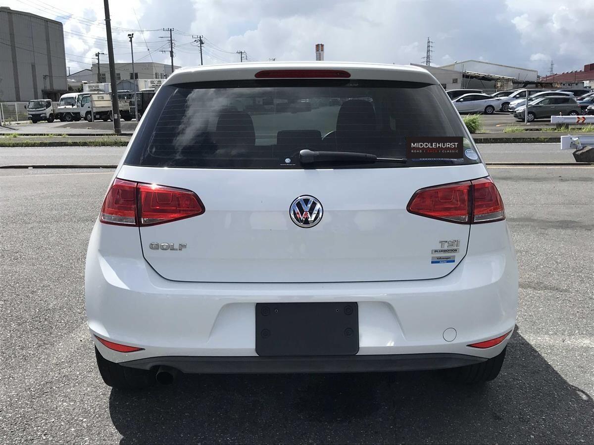 Volkswagen Golf view 6