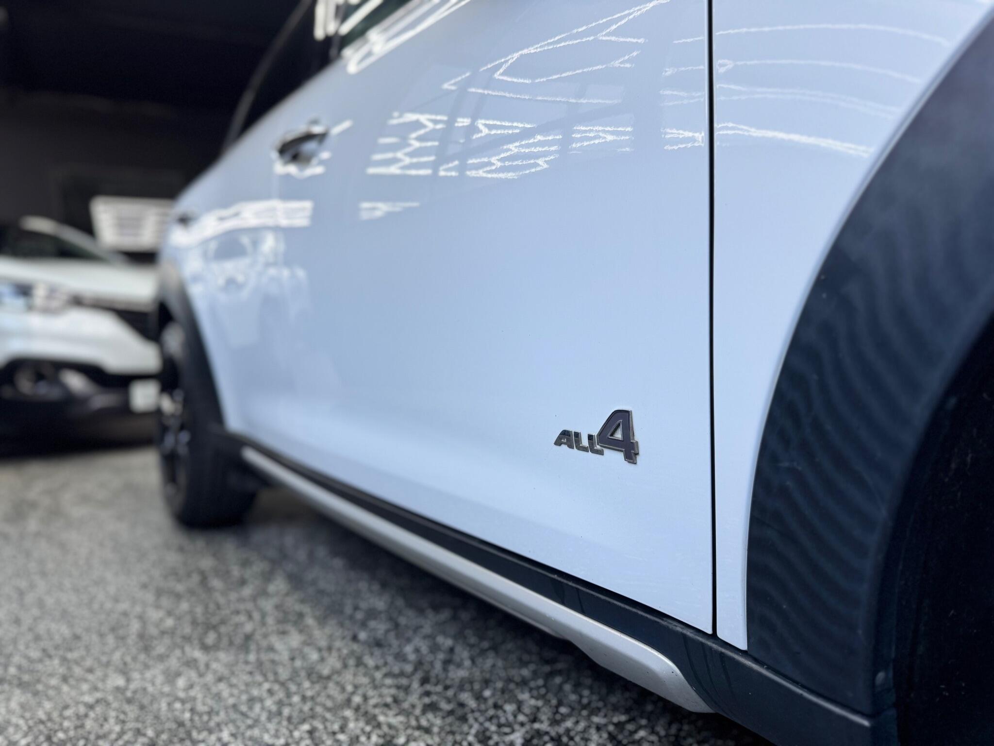 Mini Countryman view 31
