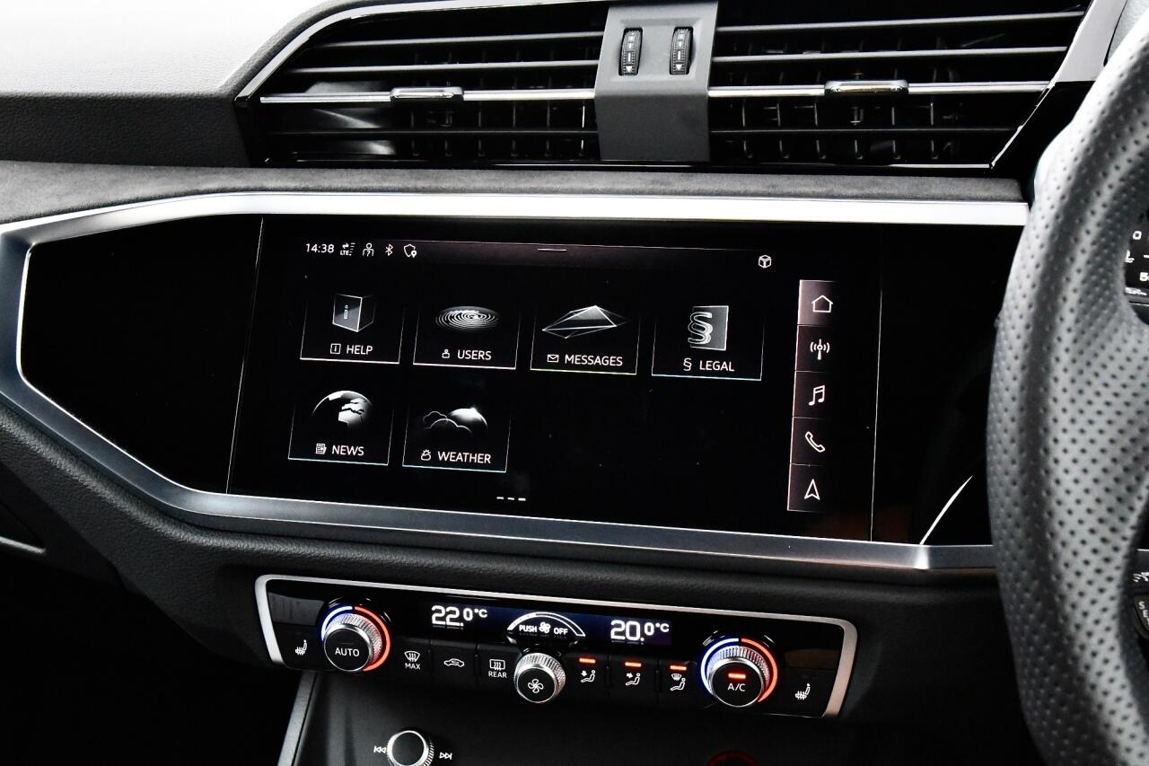 Audi RS Q3 view 39