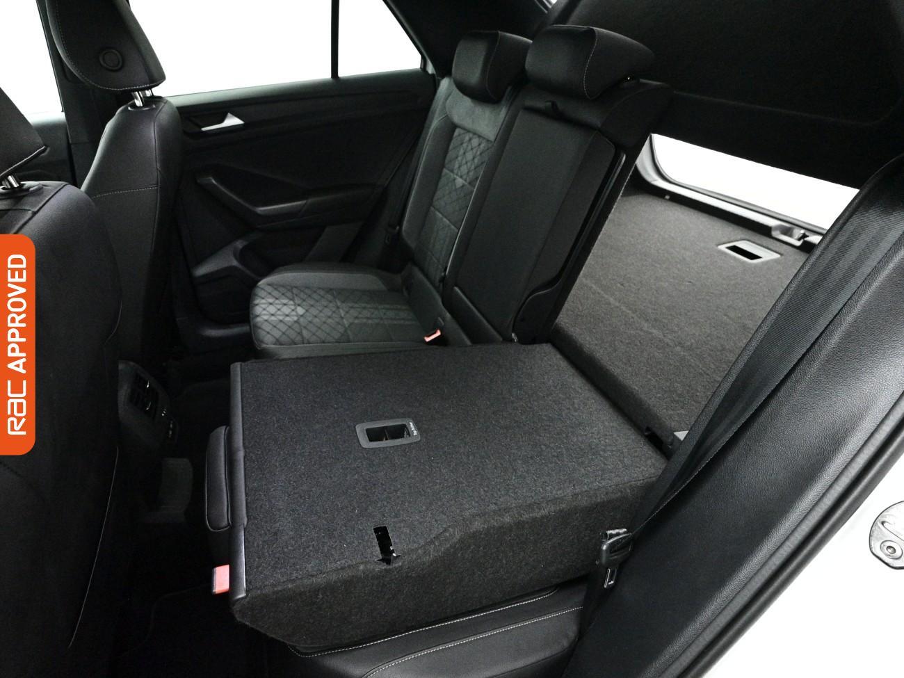 Volkswagen T-Roc view 27