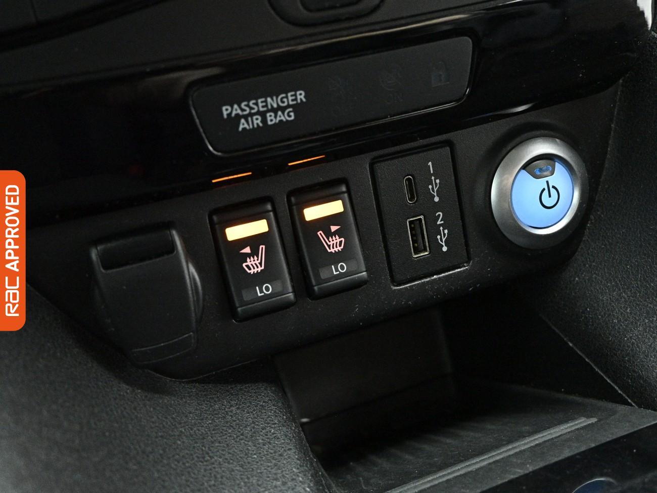Nissan Leaf view 20