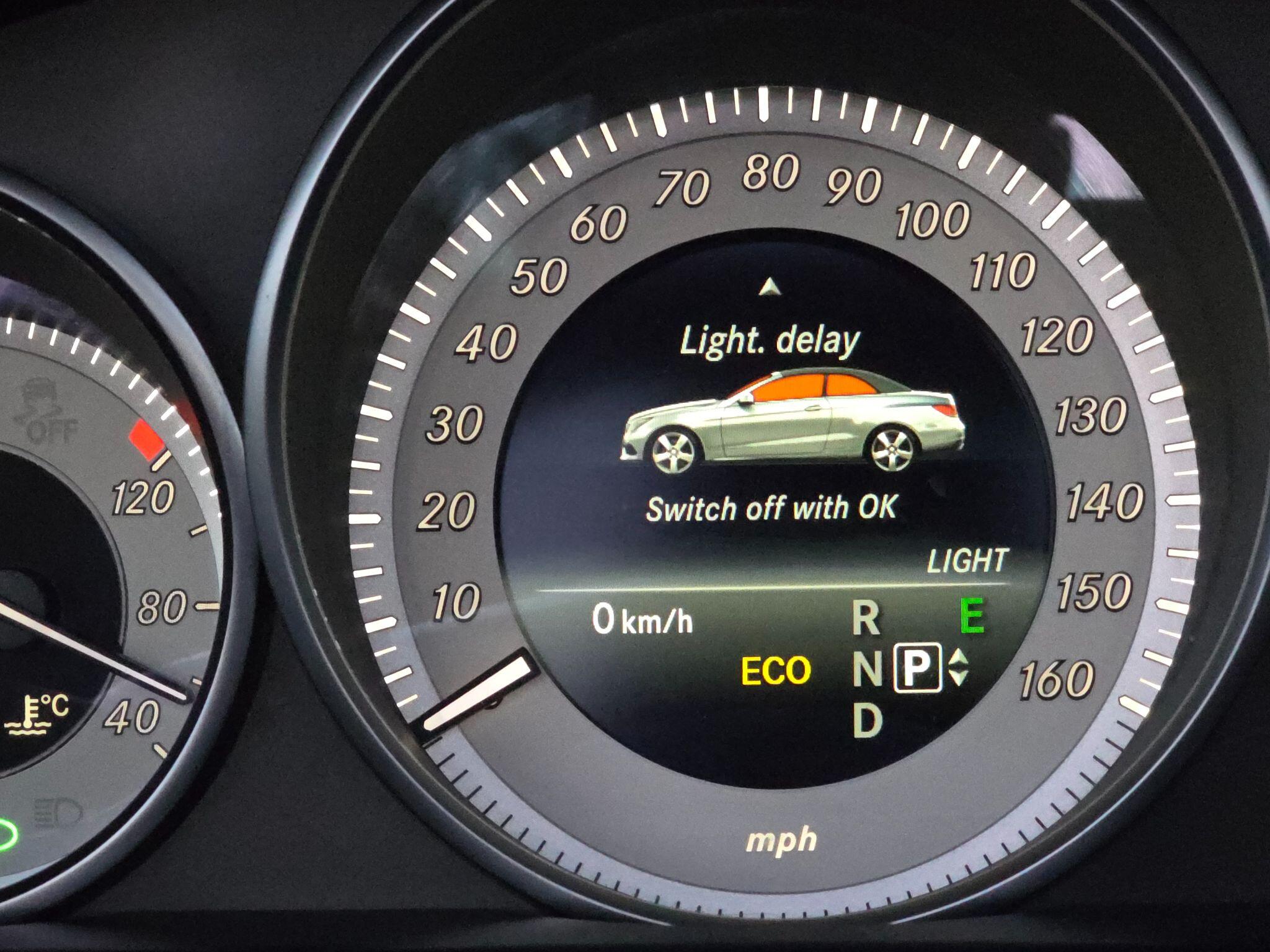 2014 Mercedes-Benz E Class image 56