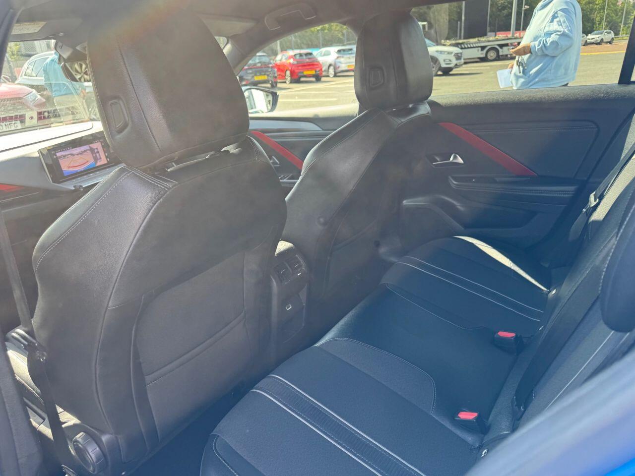 Vauxhall Astra view 15