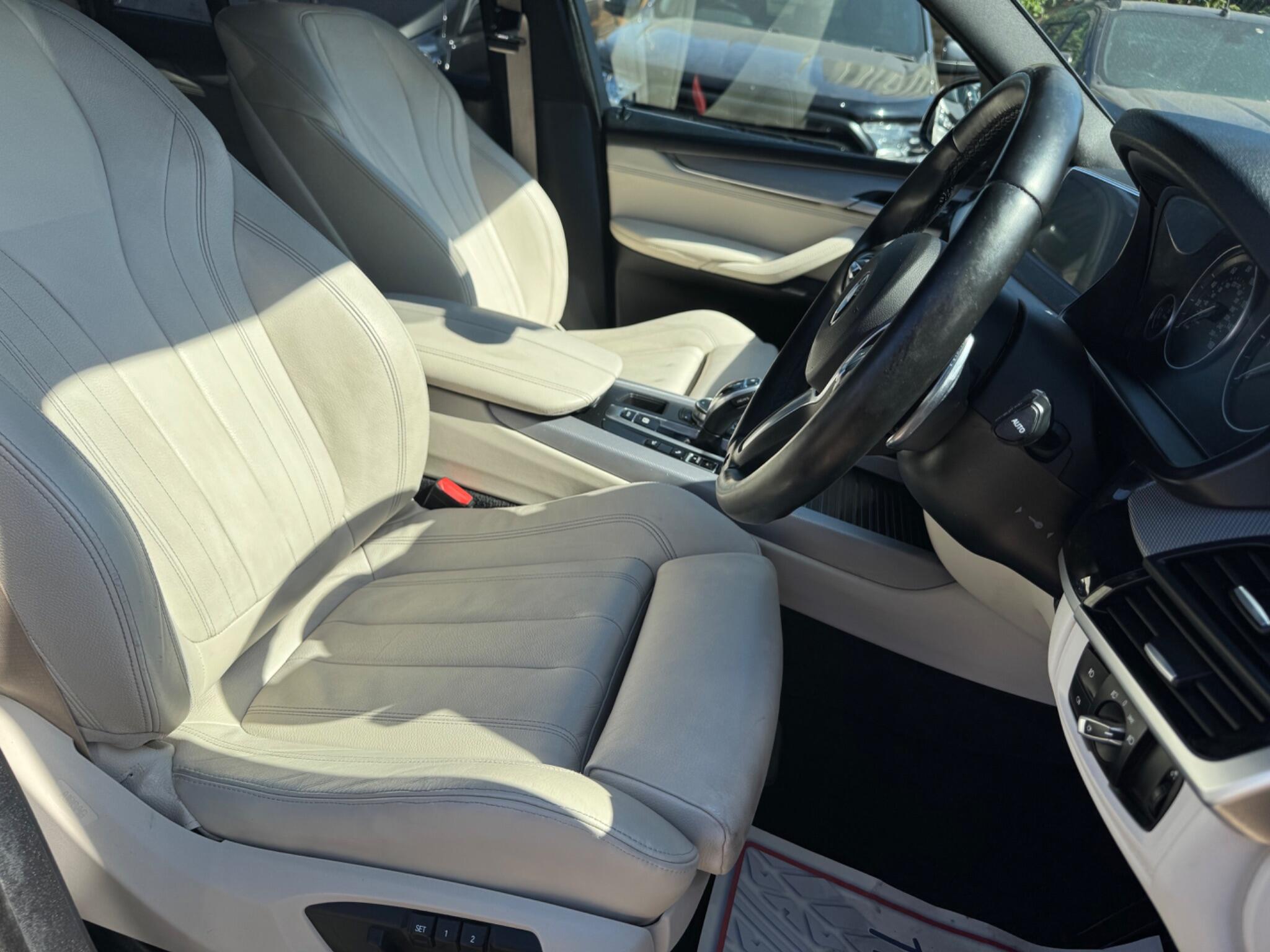 BMW X5 X5 view 12