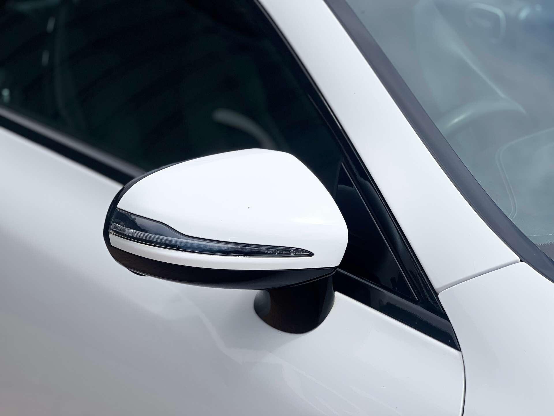 Mercedes-Benz E-Class view 45
