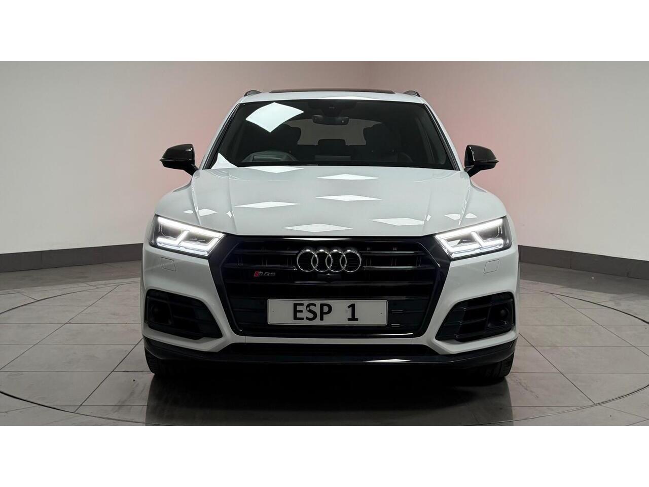 Audi SQ5 view 12