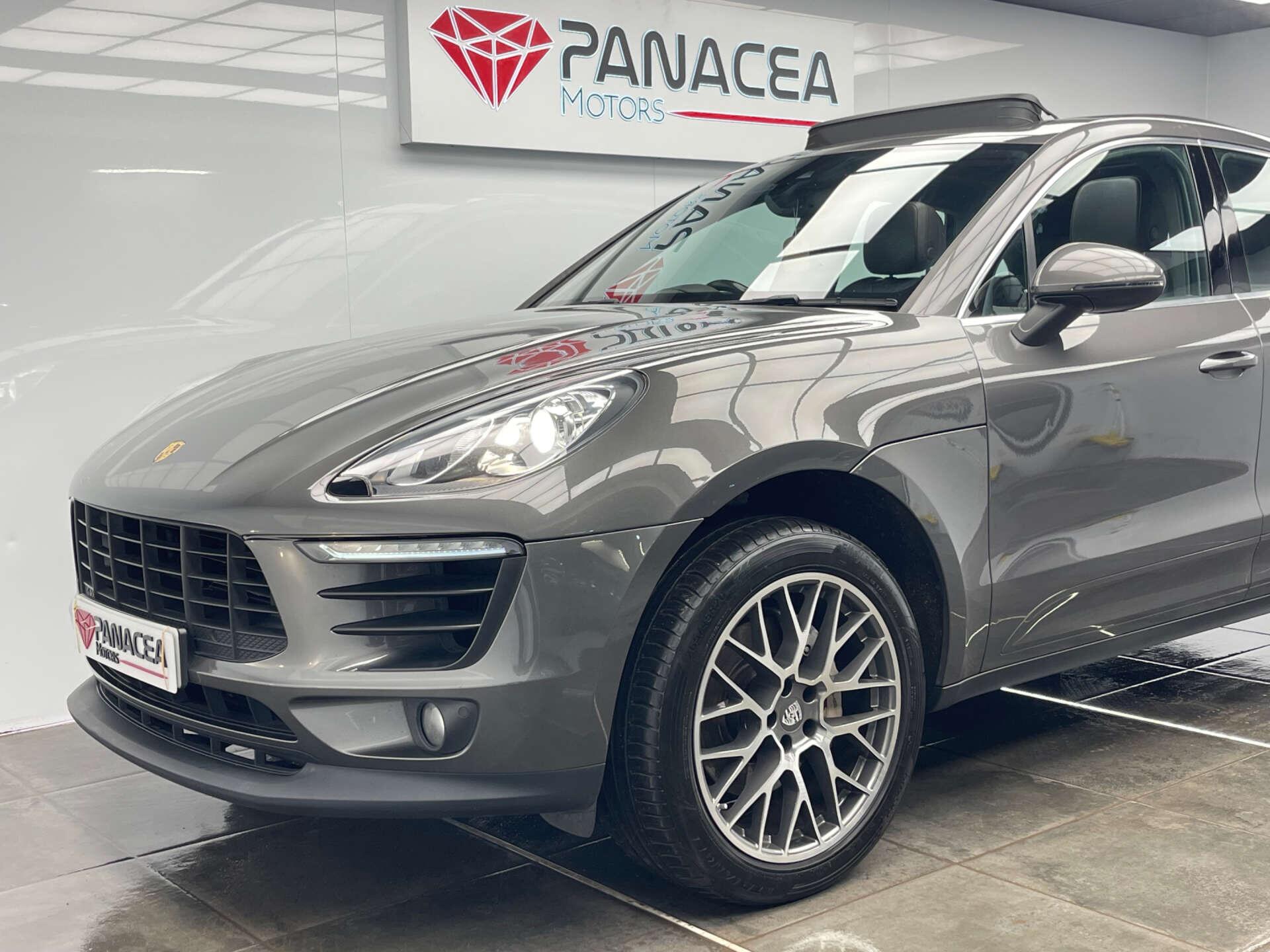 Porsche Macan view 38