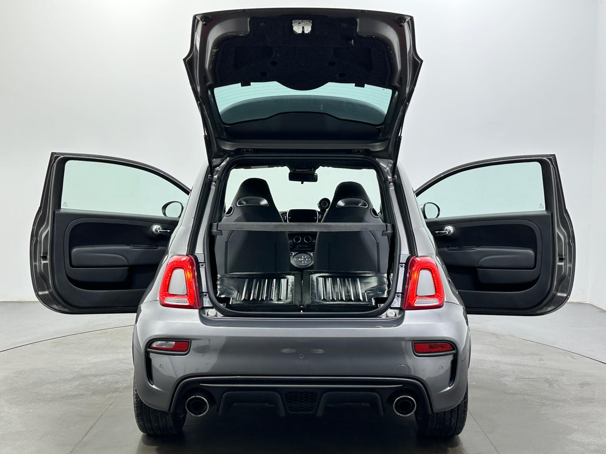 Abarth 595 view 38