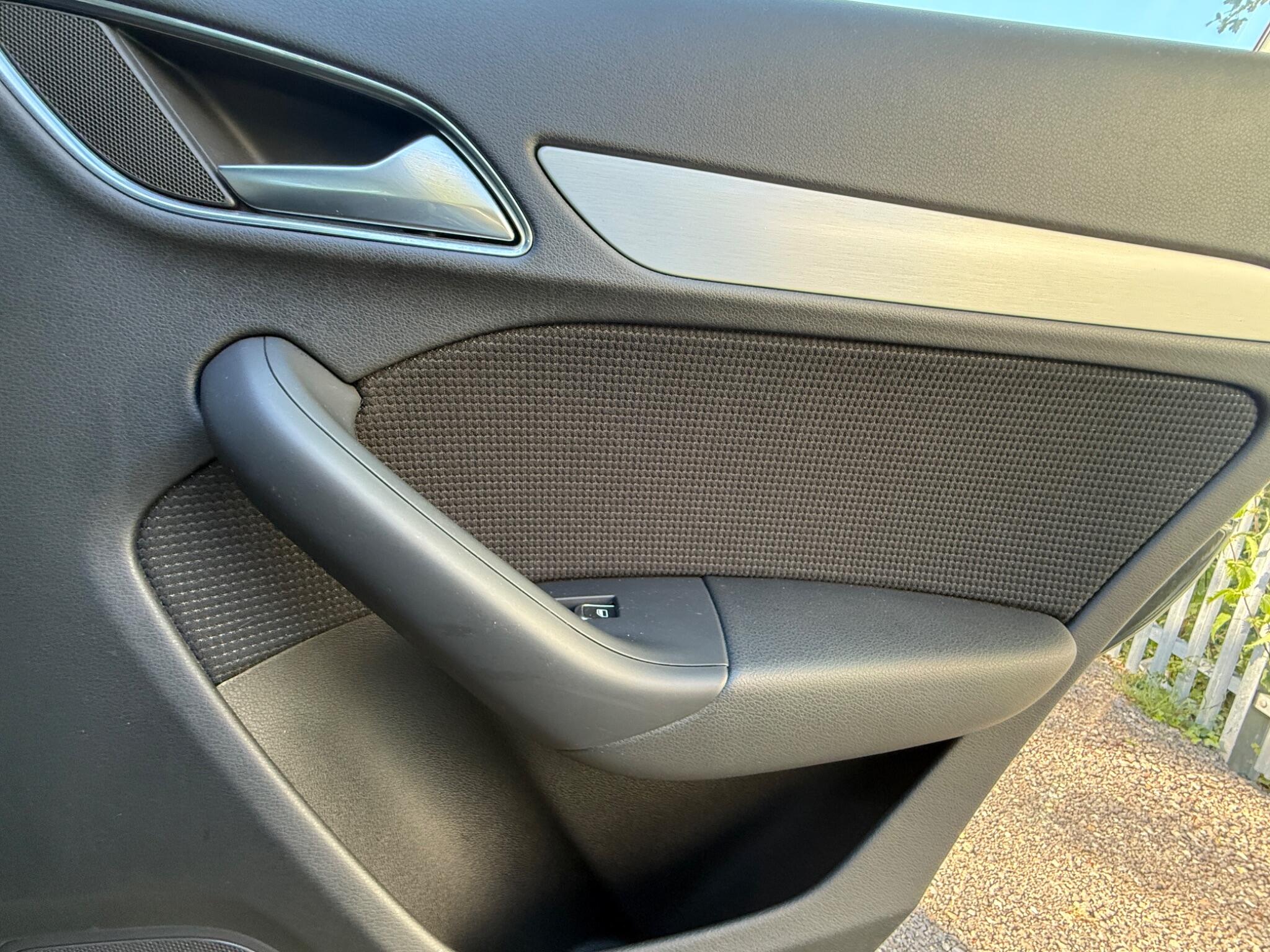 2017 Audi Q3 image 38