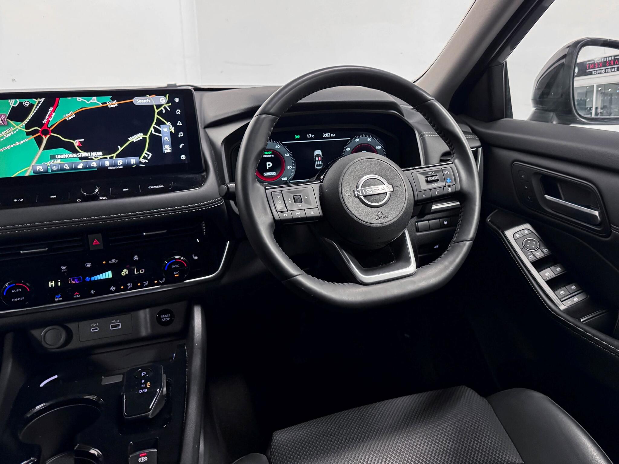 Nissan X-Trail view 22