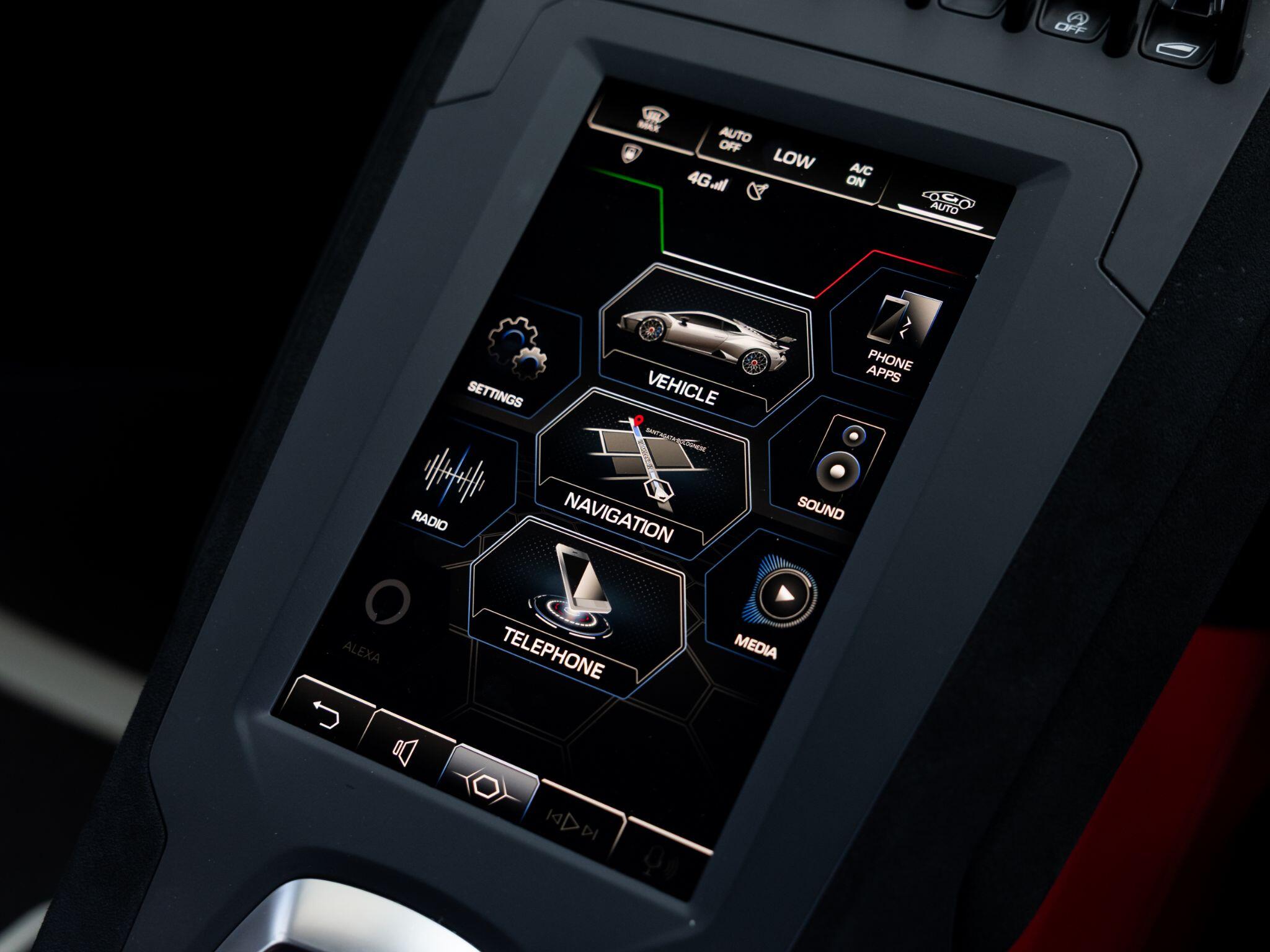 Lamborghini Huracan view 29