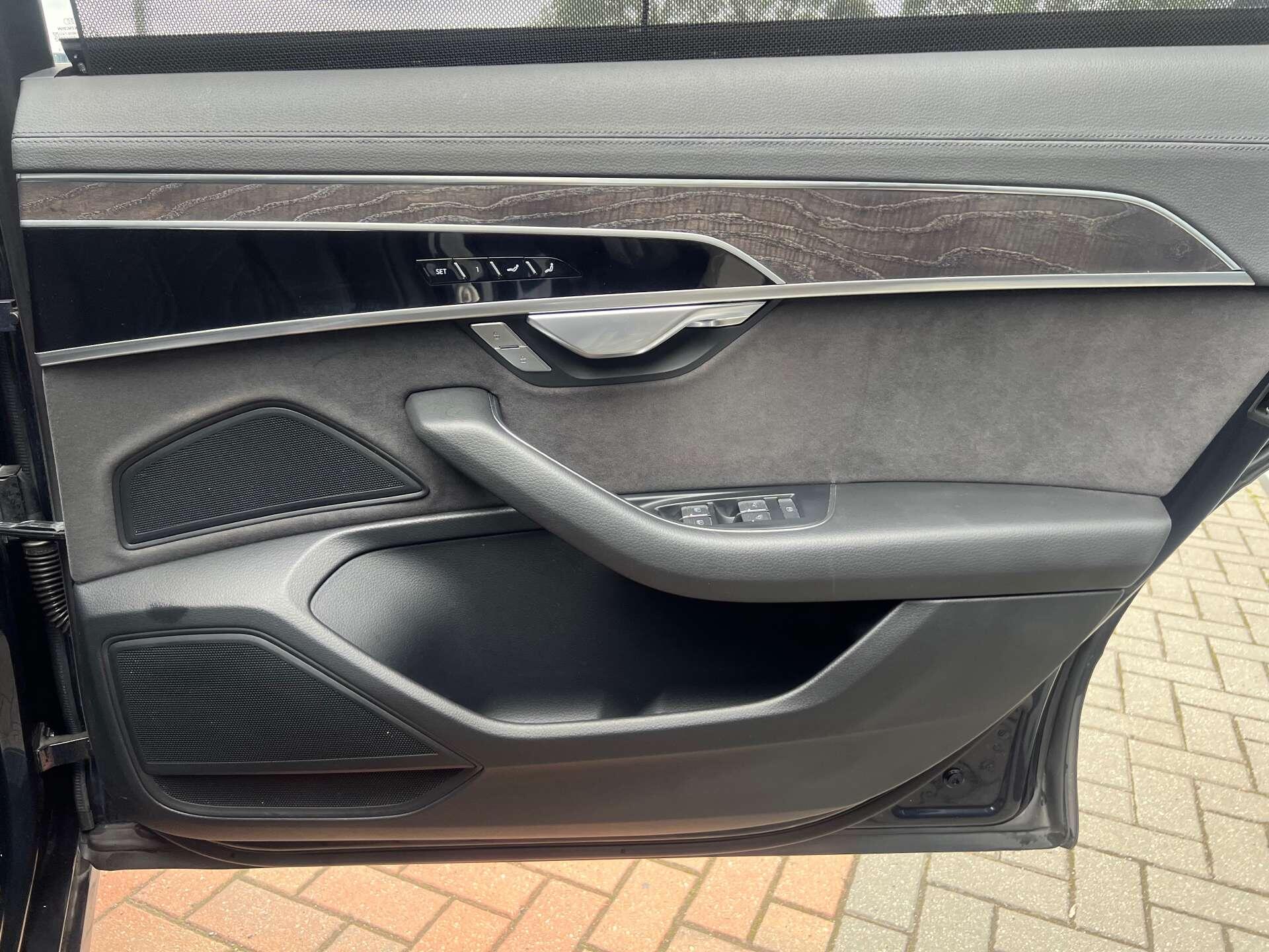Audi A8 view 53