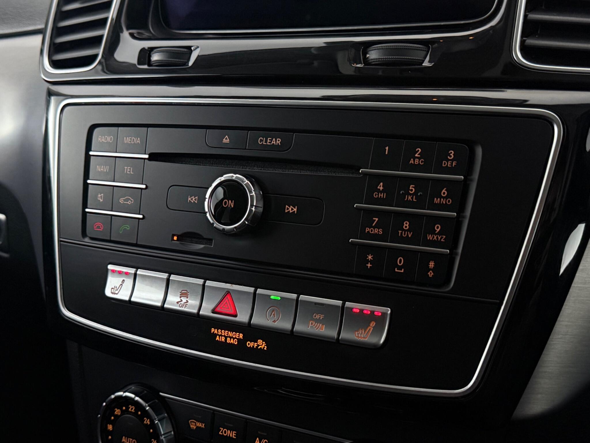 Mercedes-Benz GLE view 22