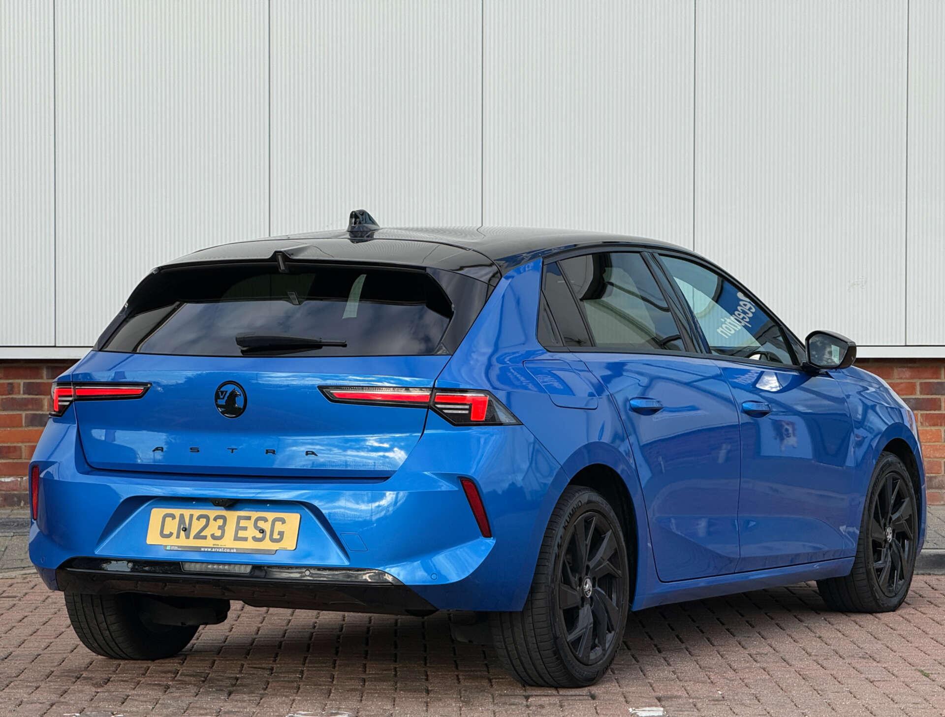 Vauxhall Astra view 6