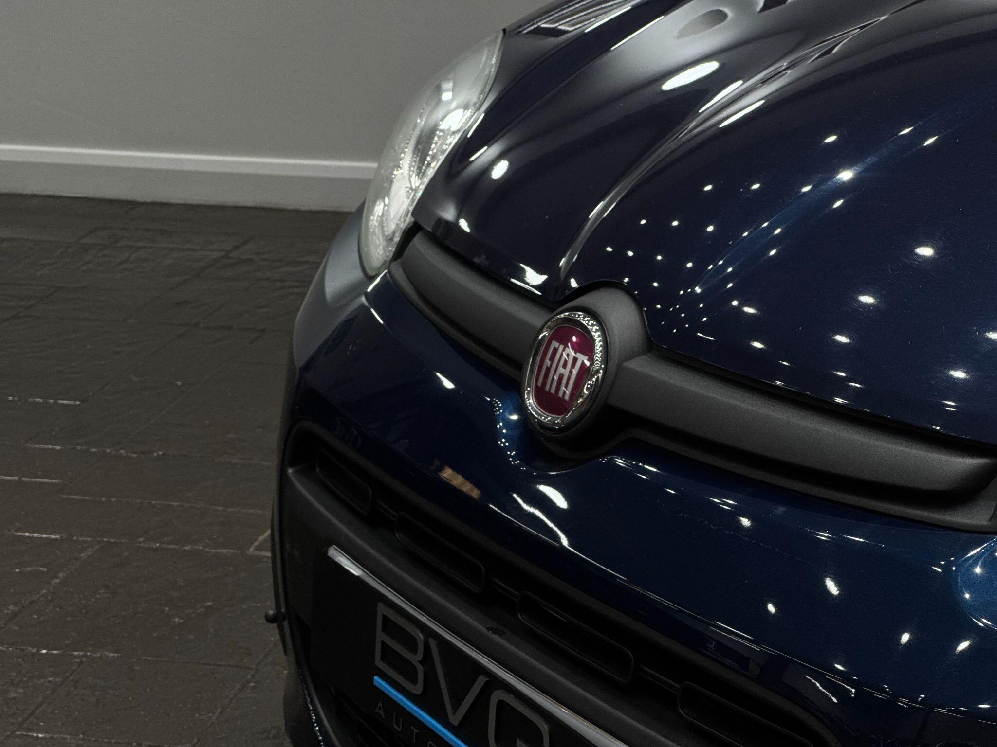 Fiat Panda view 9