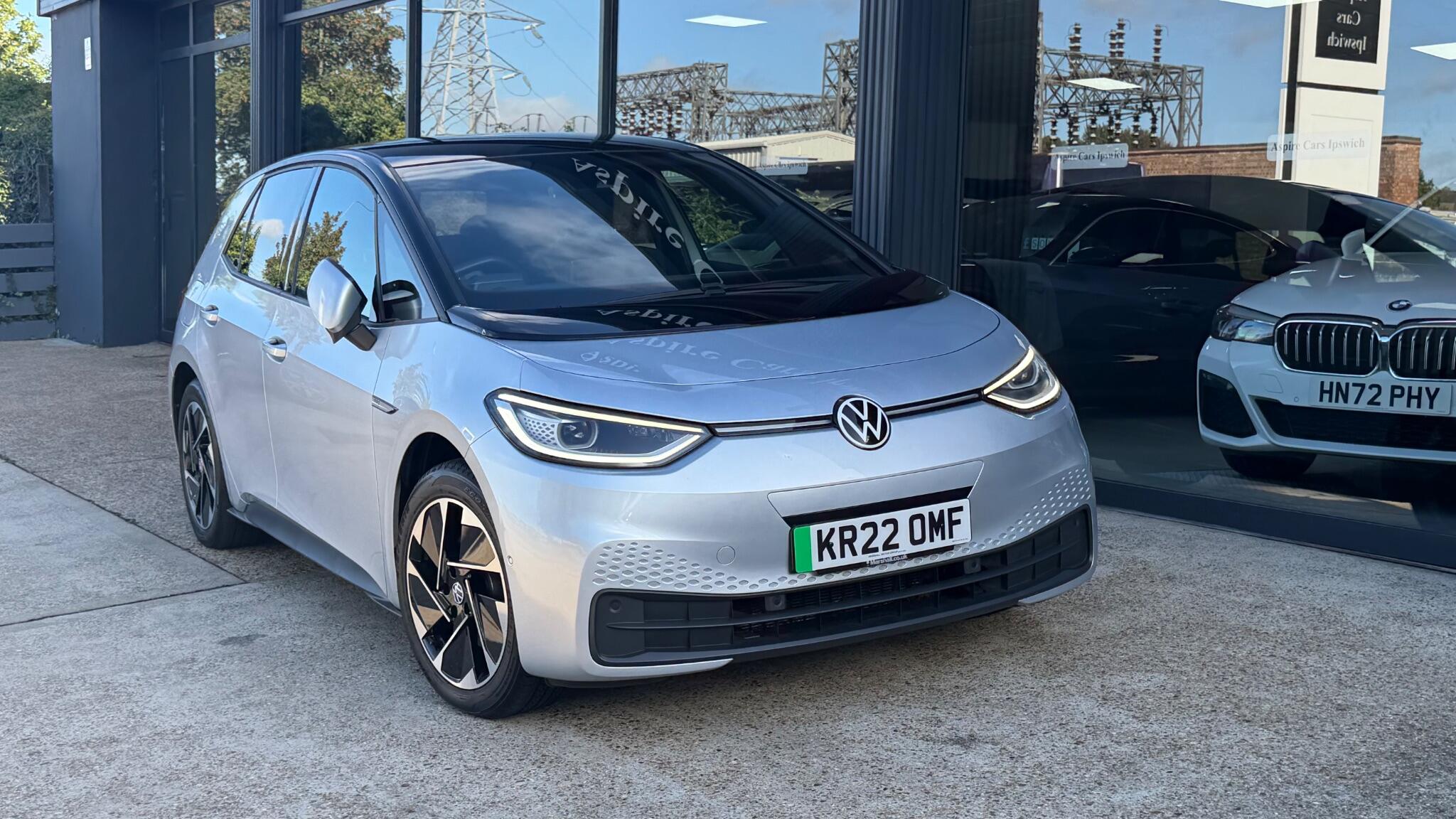 Volkswagen Id.3 view 8