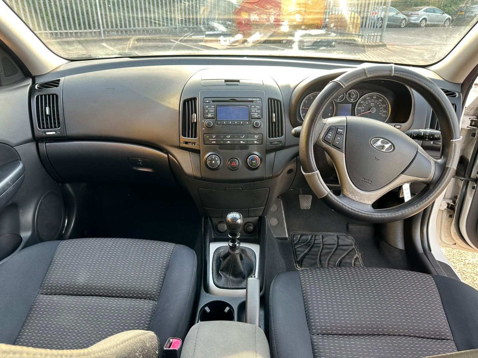 Hyundai I30 view 13