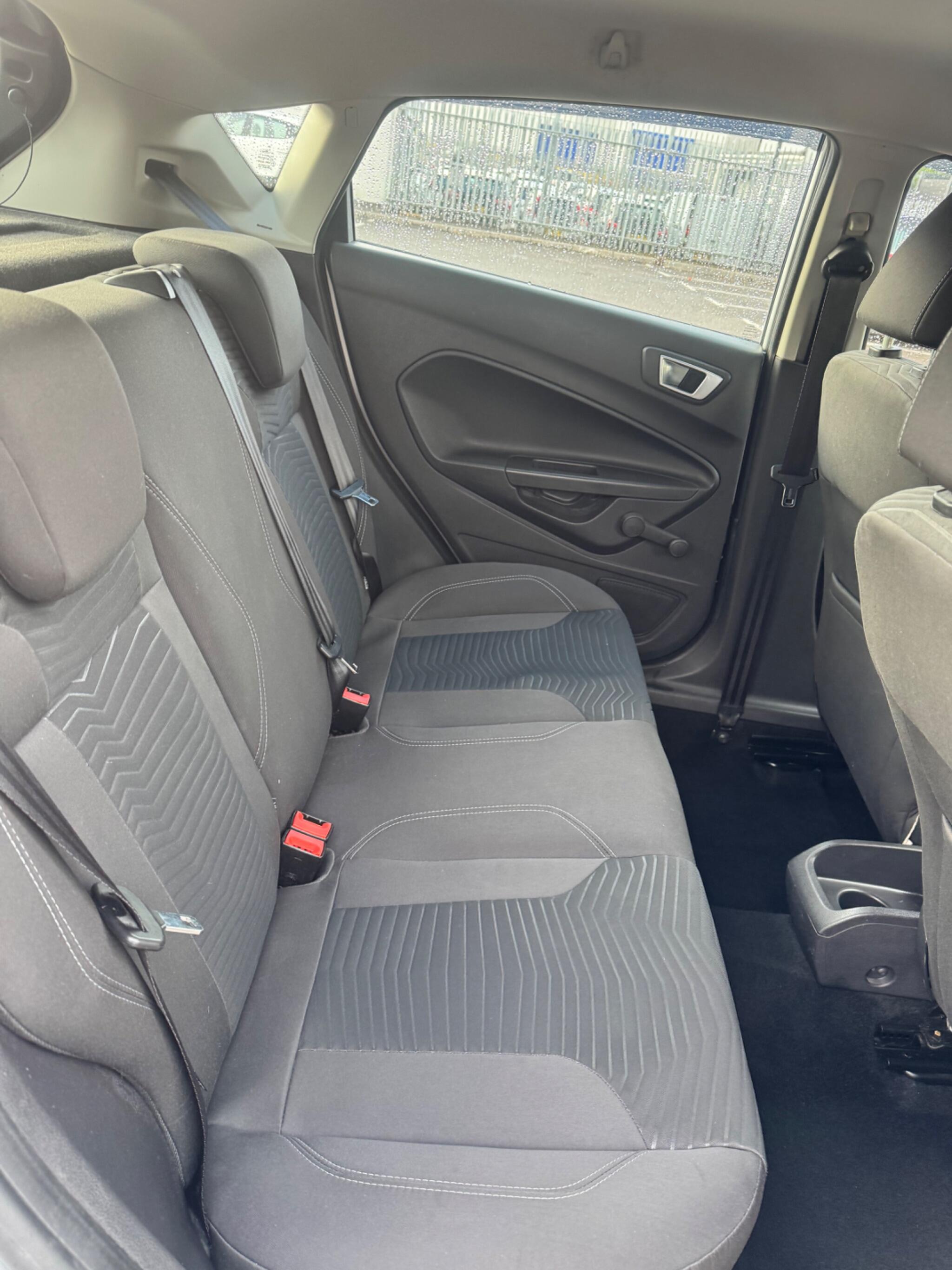 Ford Fiesta view 30