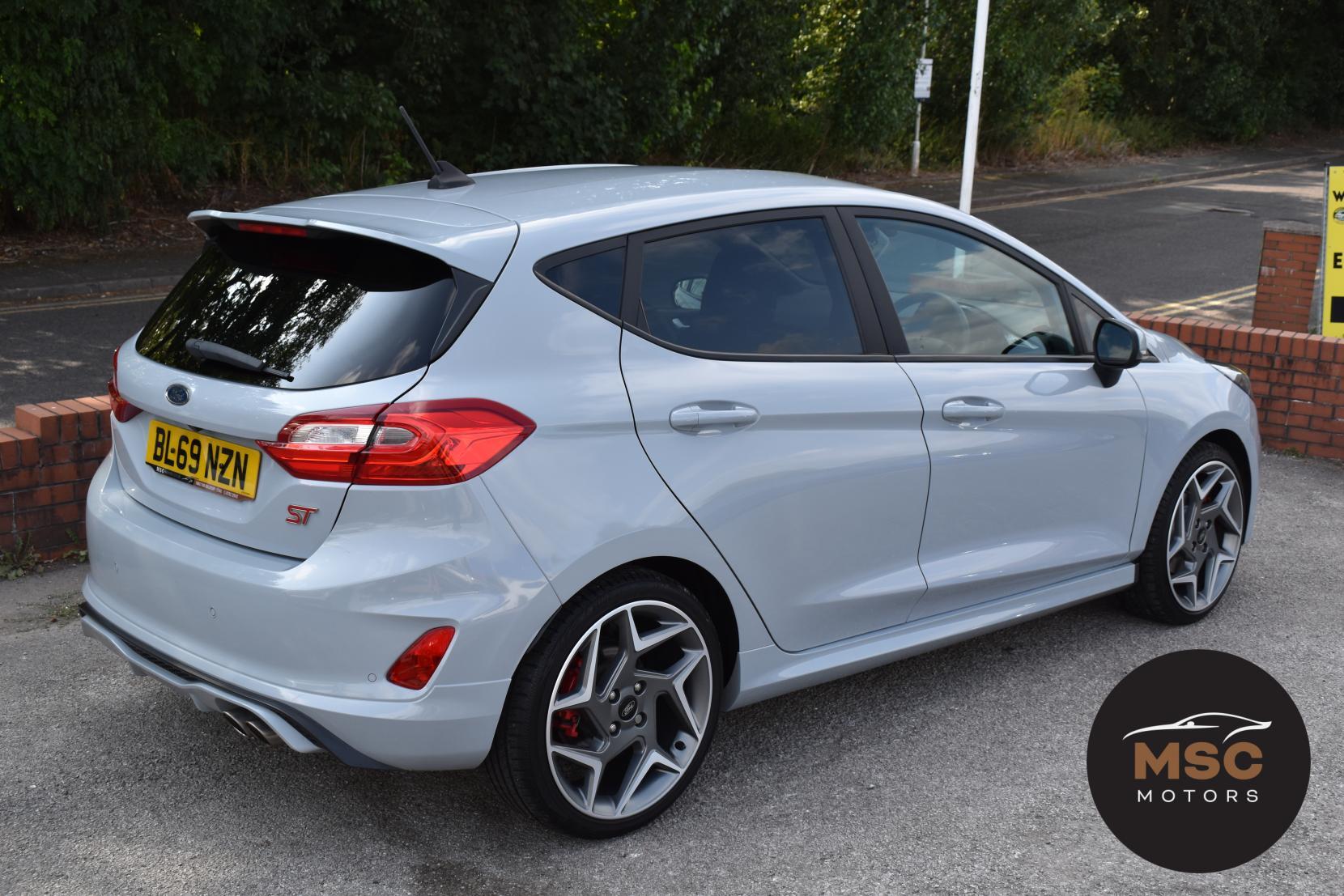 Ford Fiesta view 19