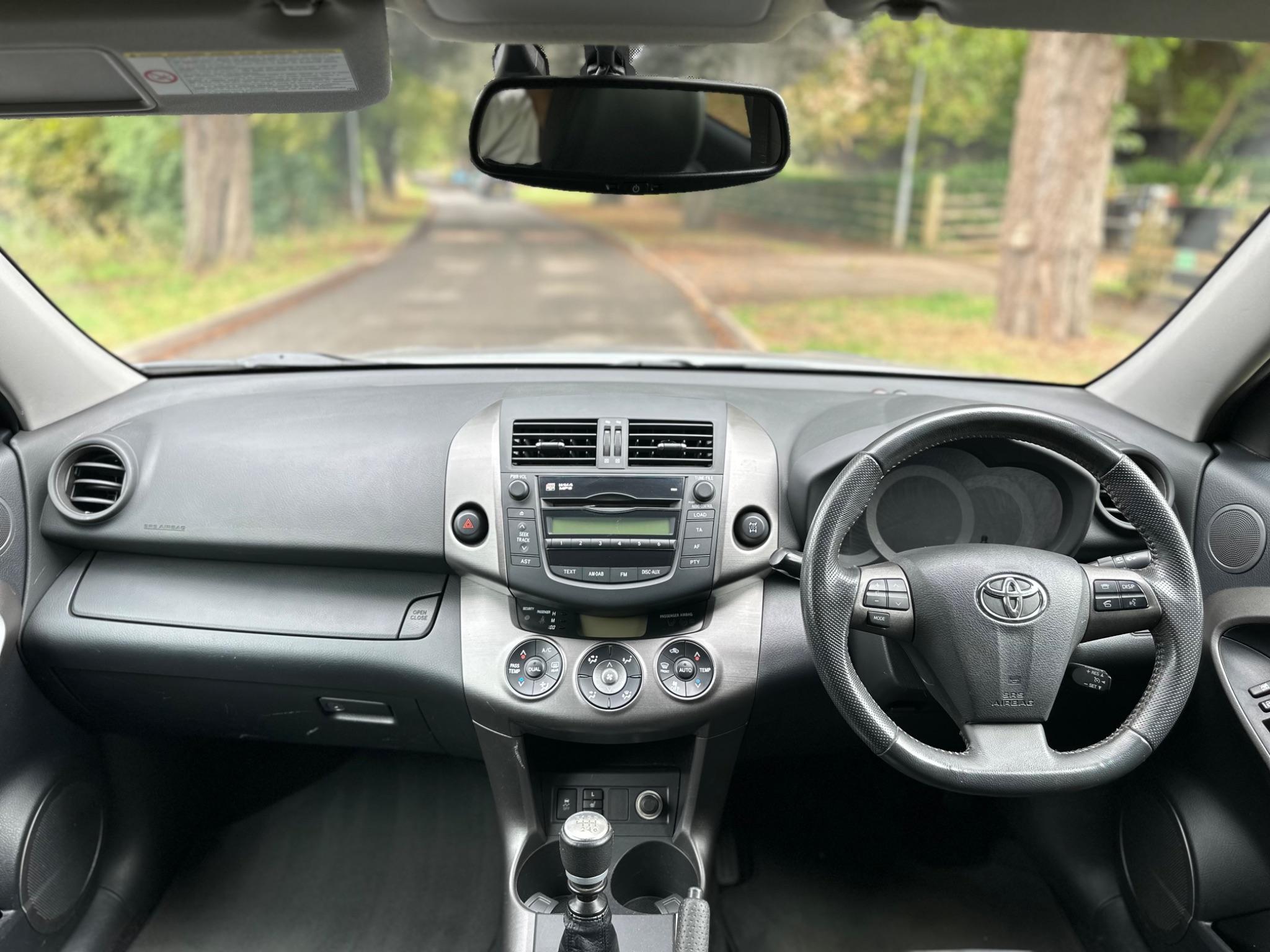 2010 Toyota RAV4 image 23