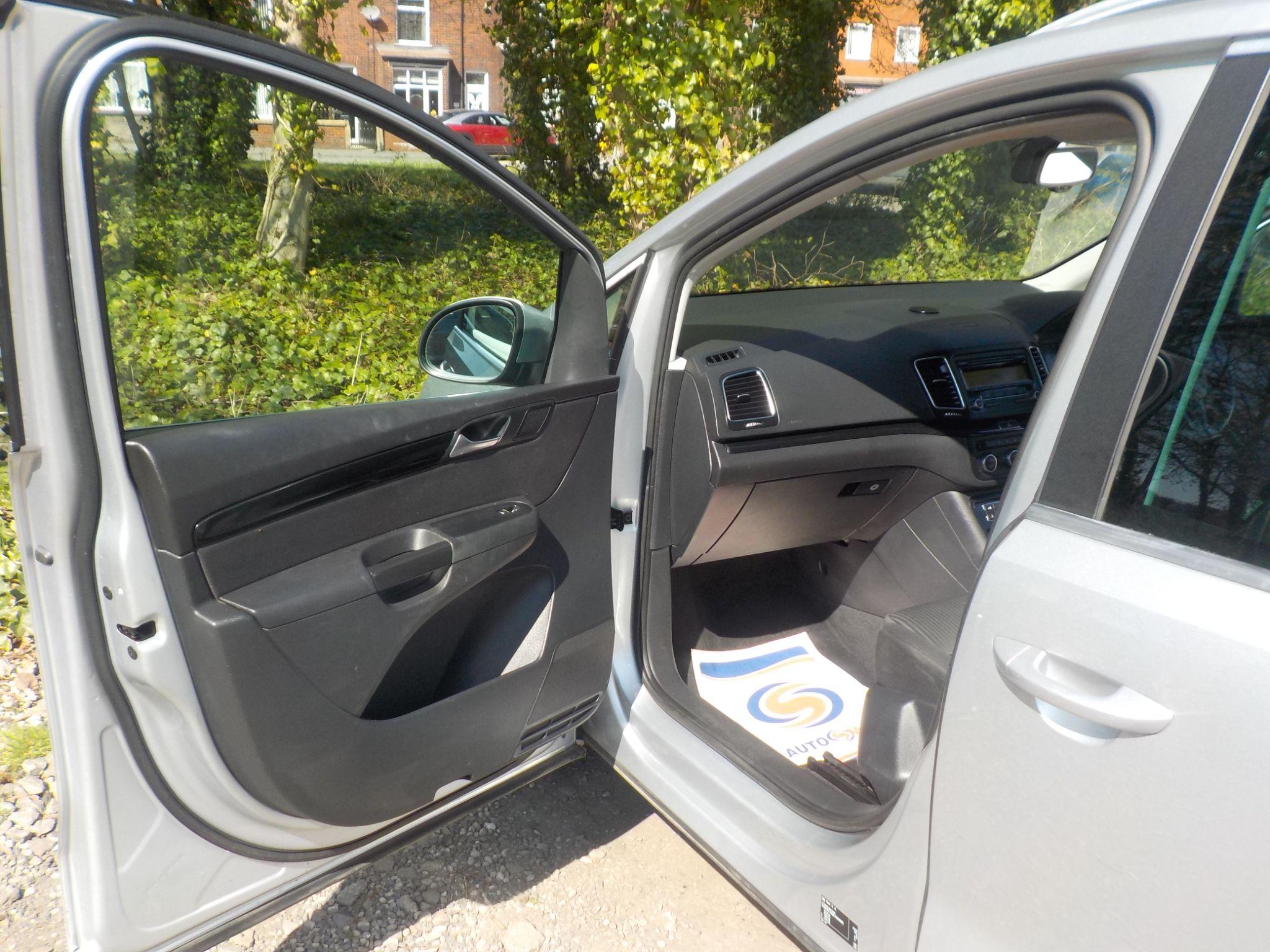 SEAT Alhambra 2.0 TDI Ecomotive CR SE Euro 5 (s/s) 5dr