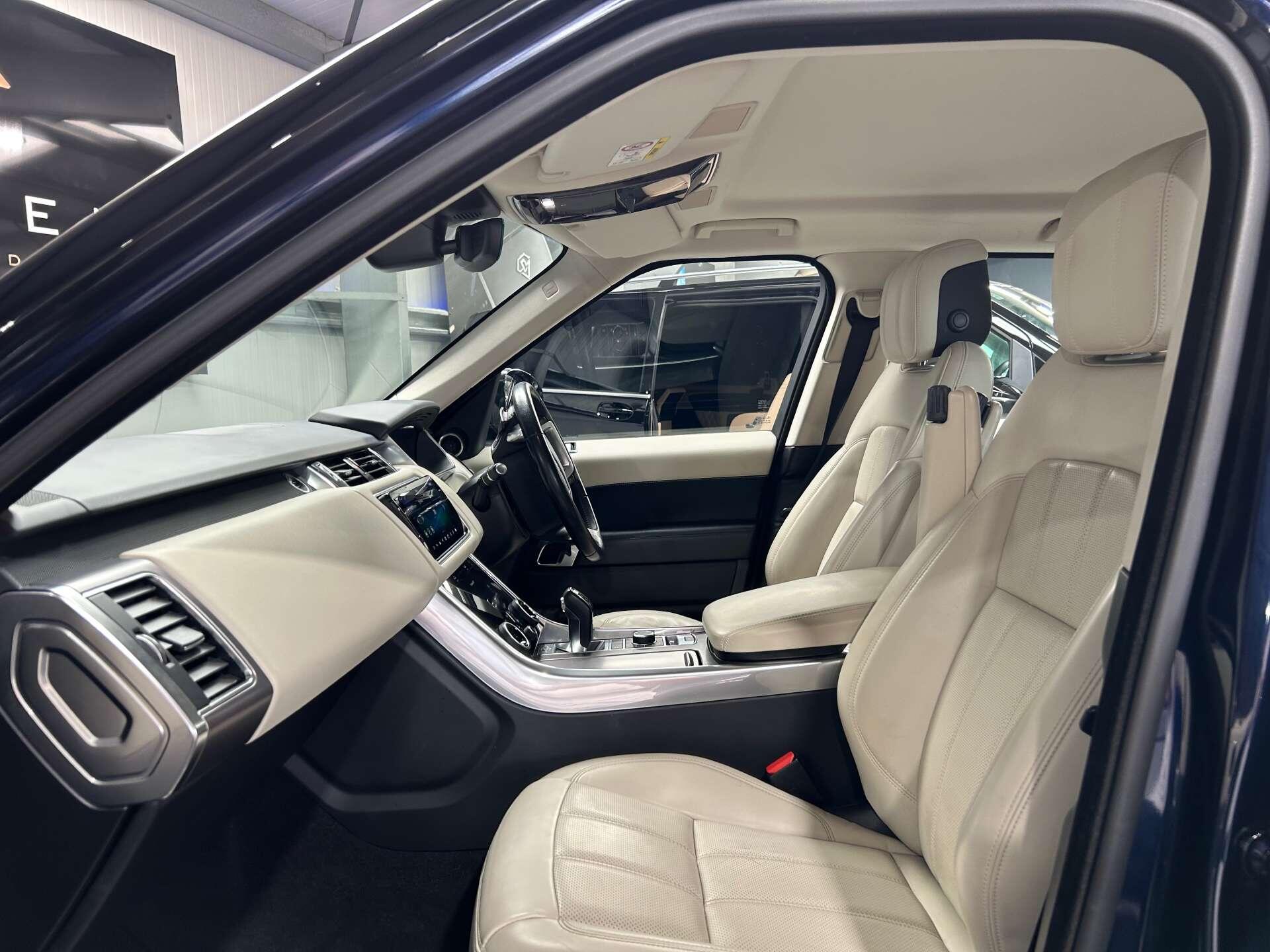 Land Rover Range Rover Sport view 26