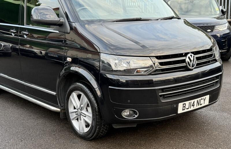 Volkswagen Caravelle view 13