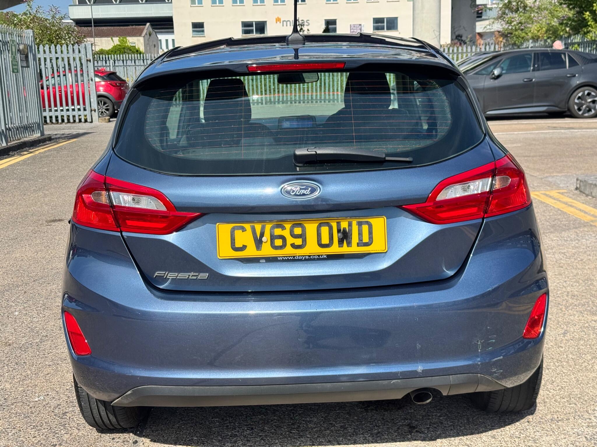 Ford Fiesta view 12