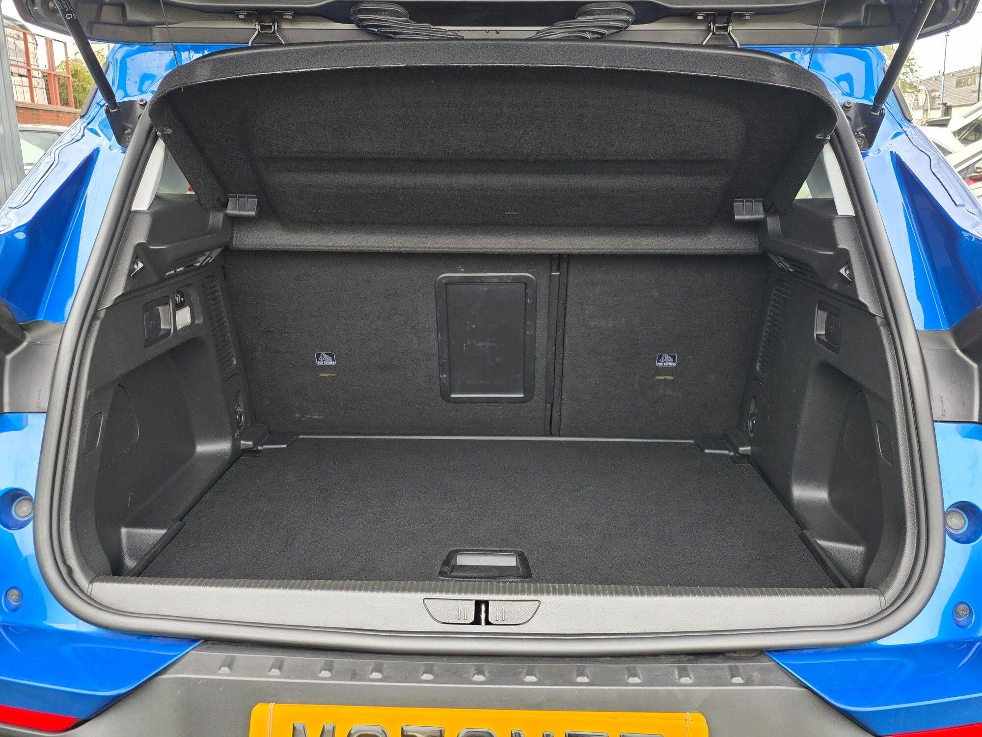 Vauxhall Grandland X view 19