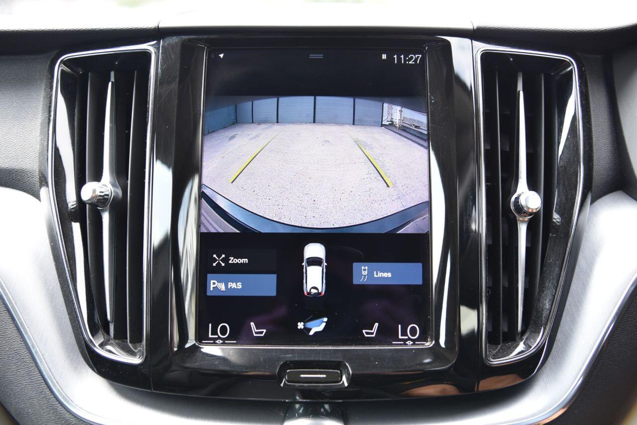 Volvo XC60 view 38