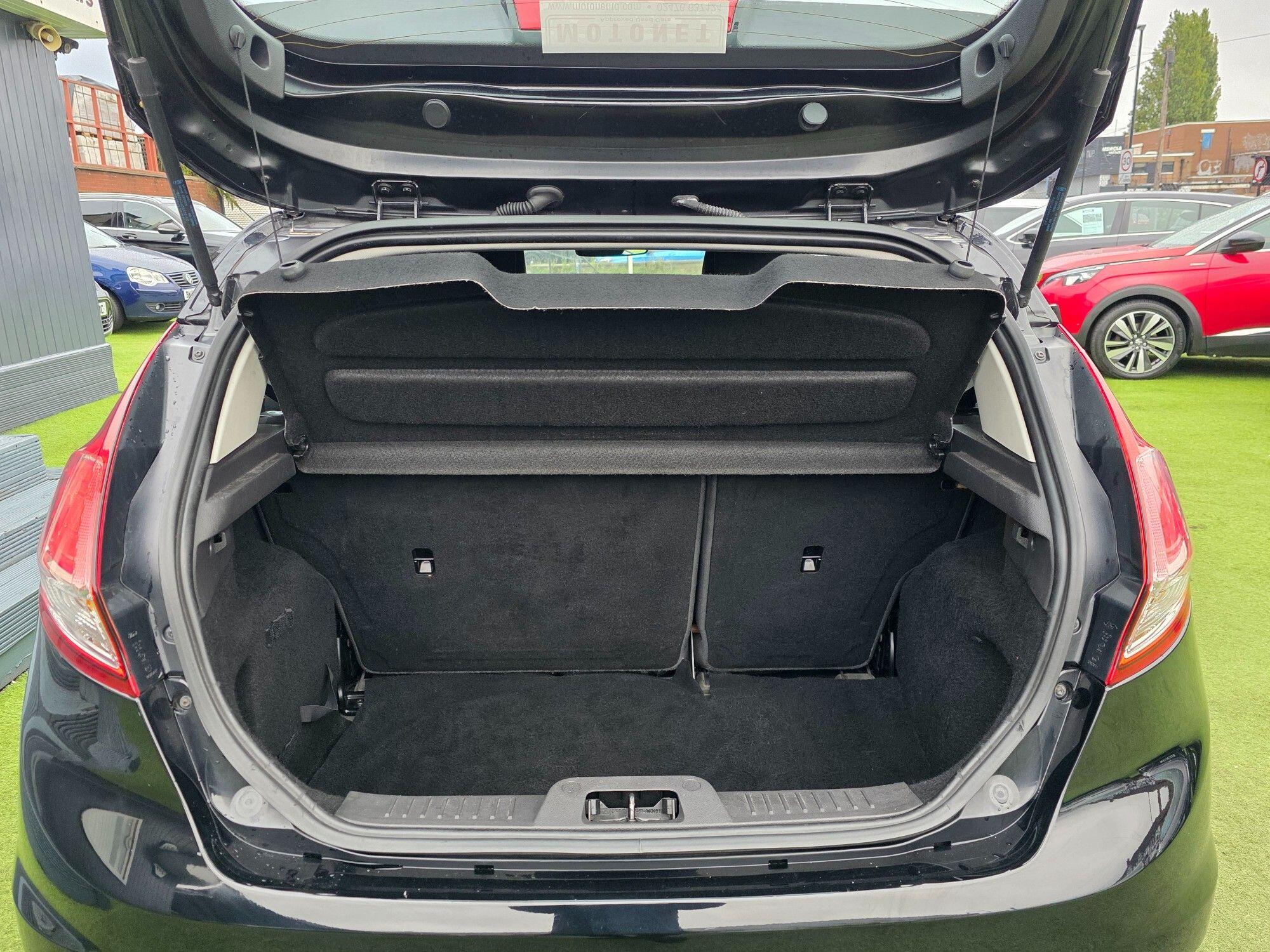 Ford Fiesta view 18