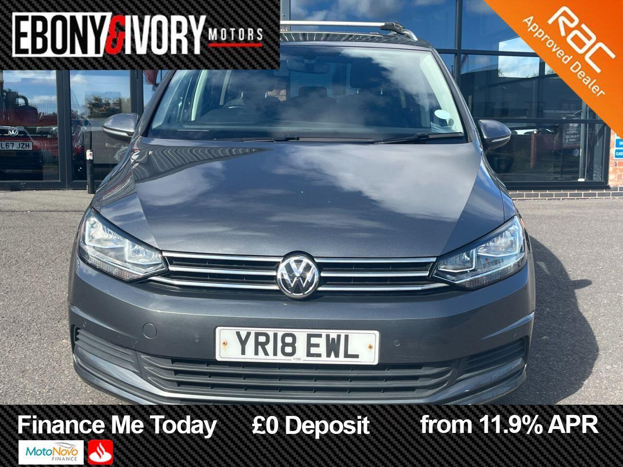 Volkswagen Touran view 8