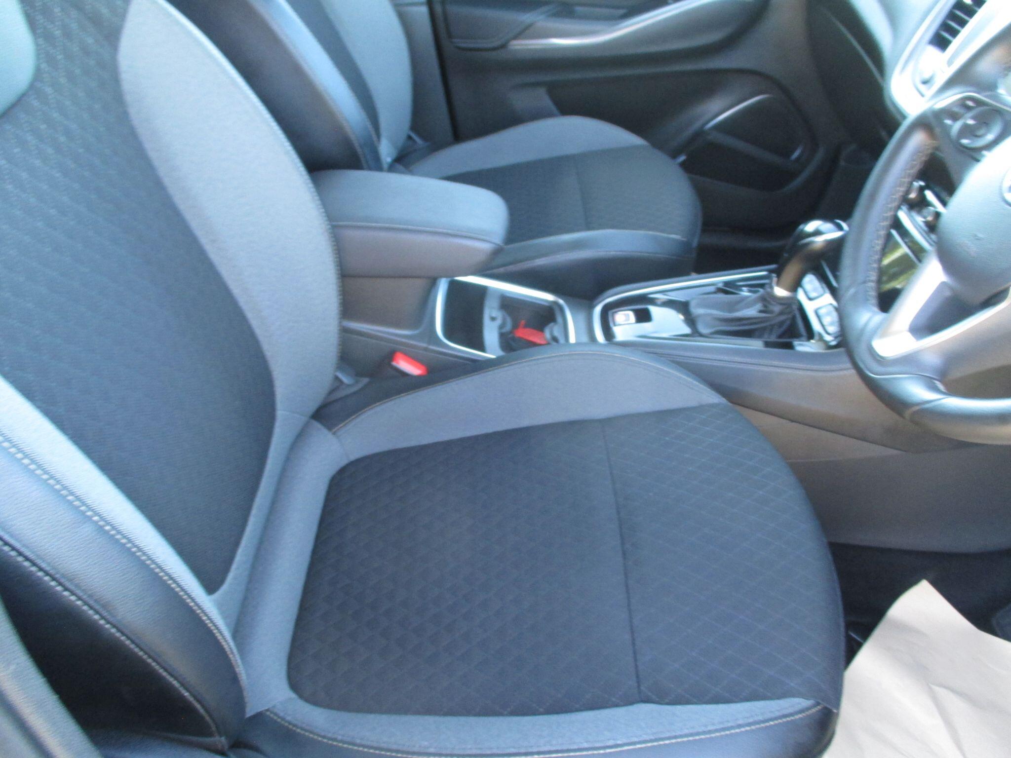 Vauxhall Grandland X view 21