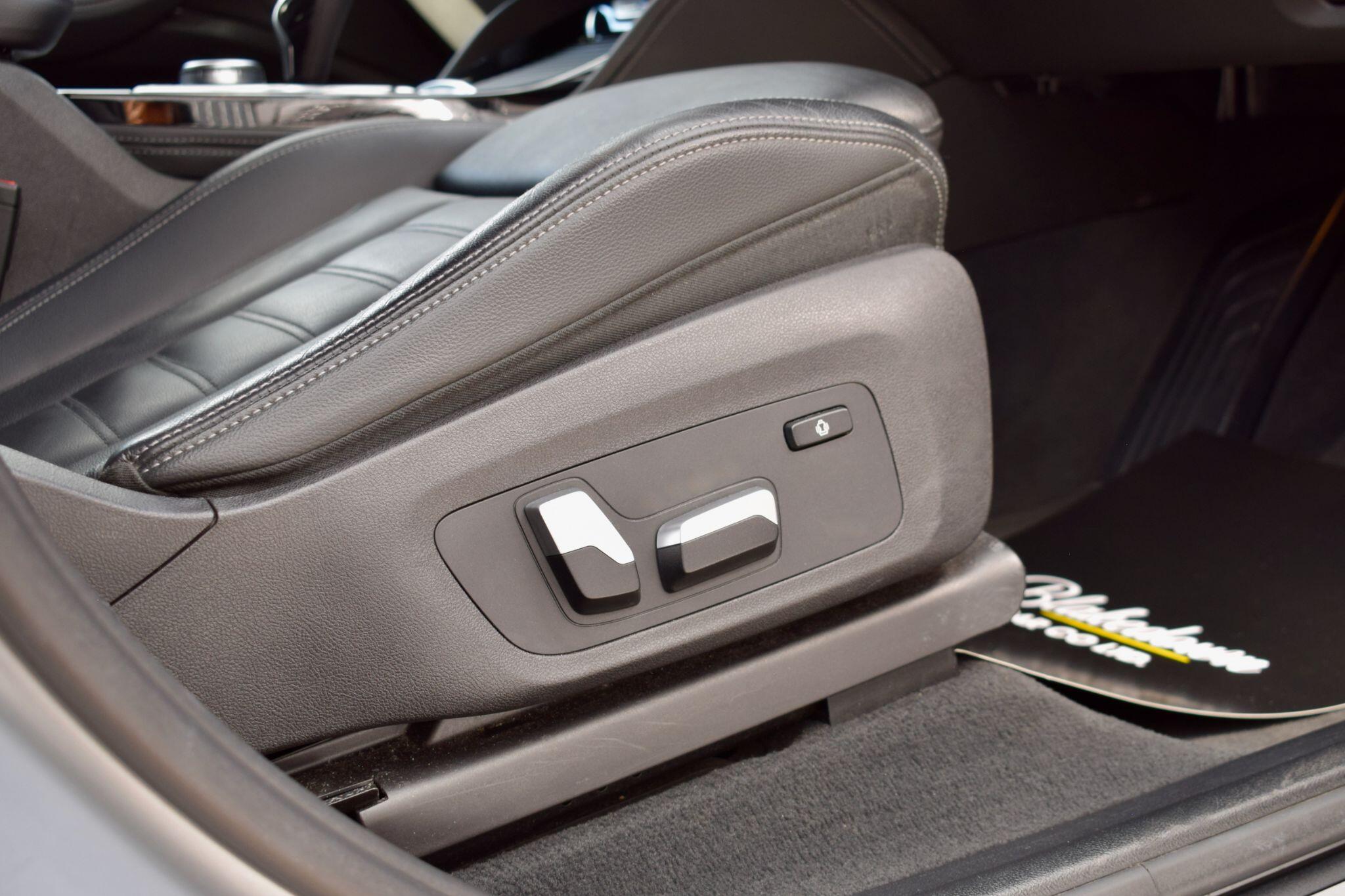 BMW X4 view 15