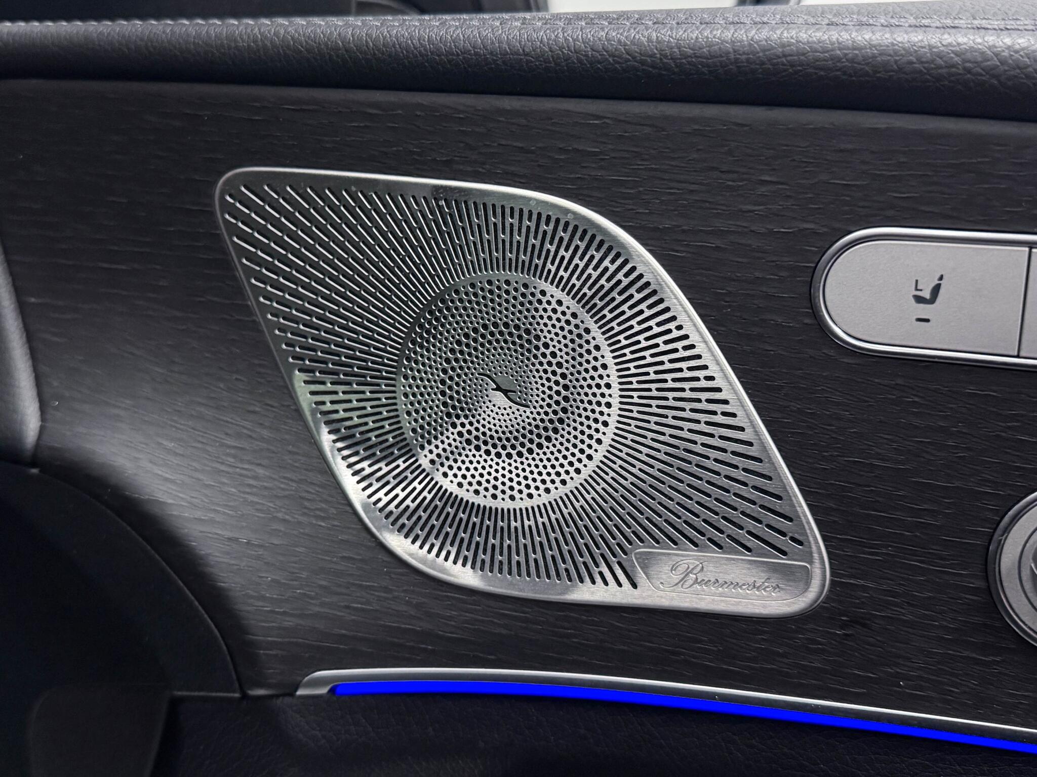 Mercedes-Benz GLE view 29