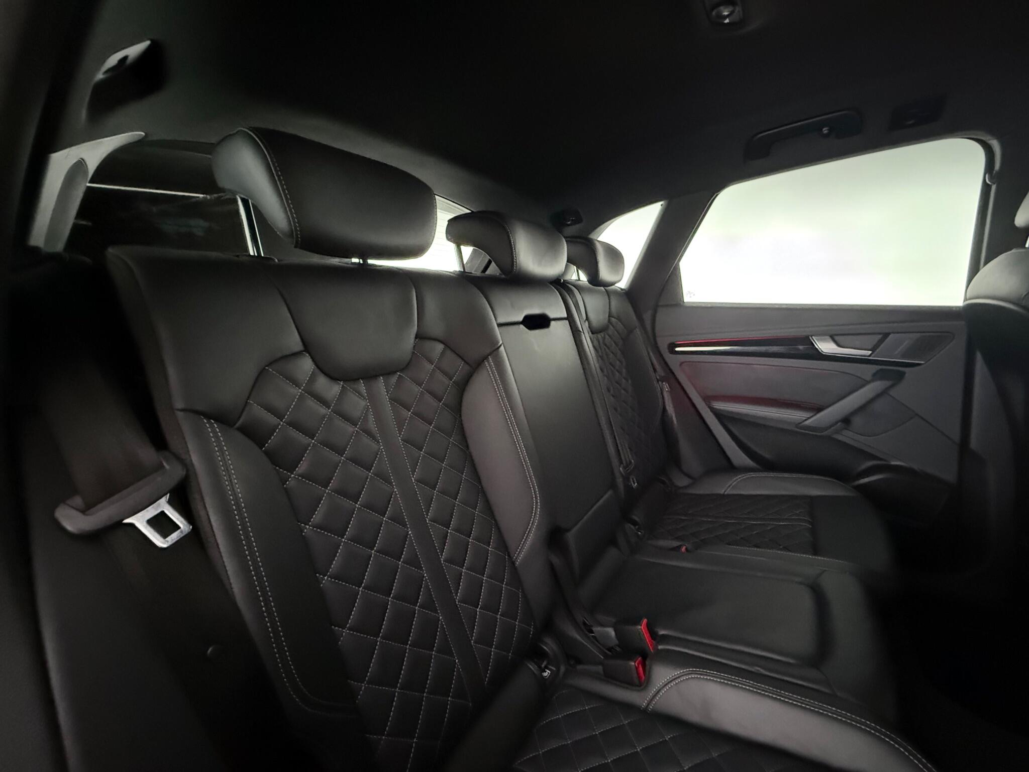 Audi Q5 view 33