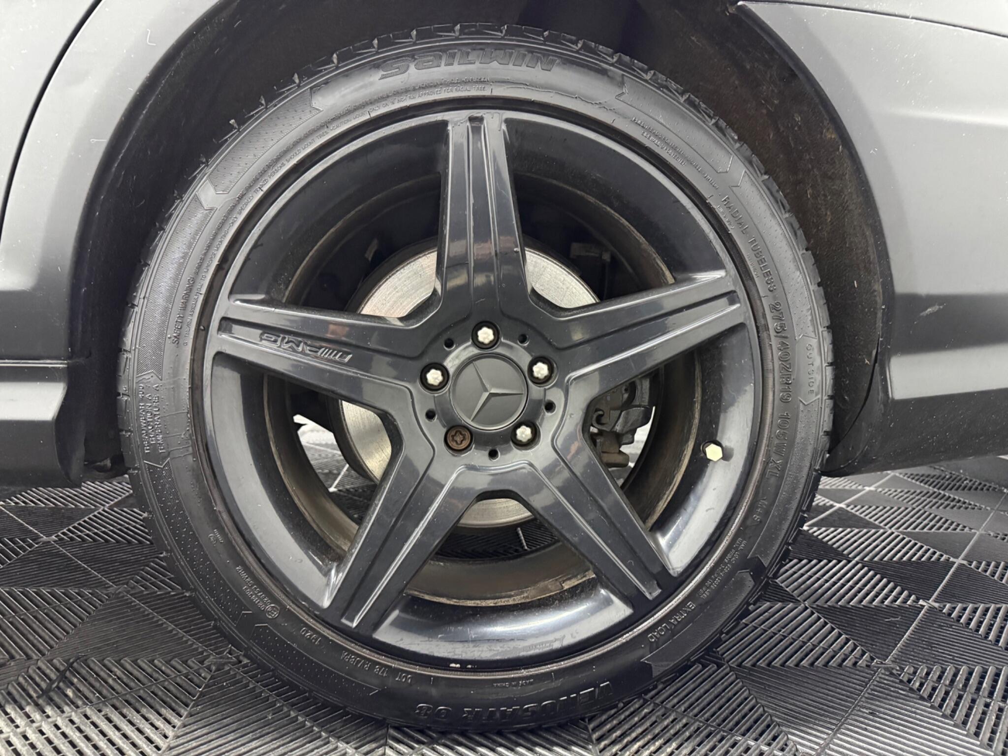 Mercedes-Benz S Class view 25