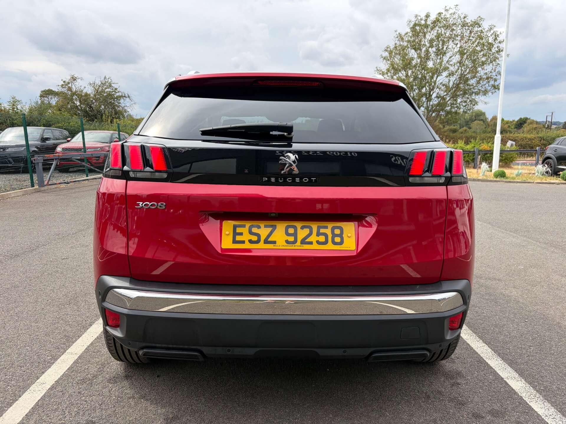 Peugeot 3008 view 7