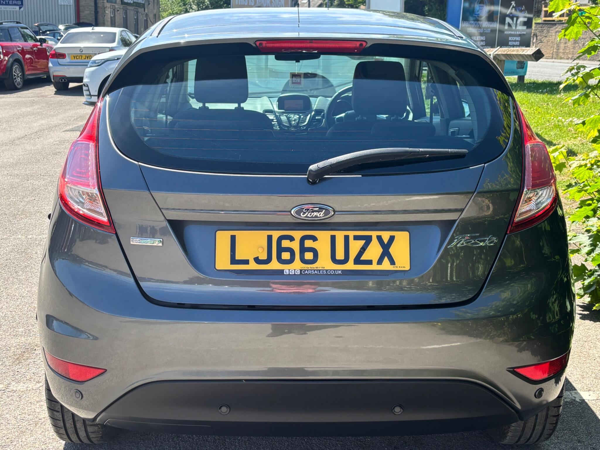 Ford Fiesta view 6