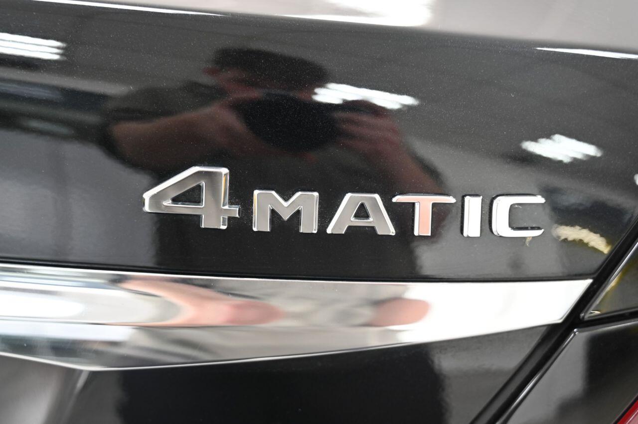 Mercedes-Benz E Class view 44
