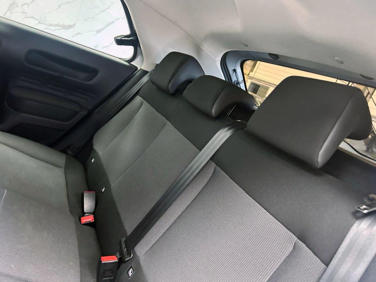 Citroen C4 Cactus view 18