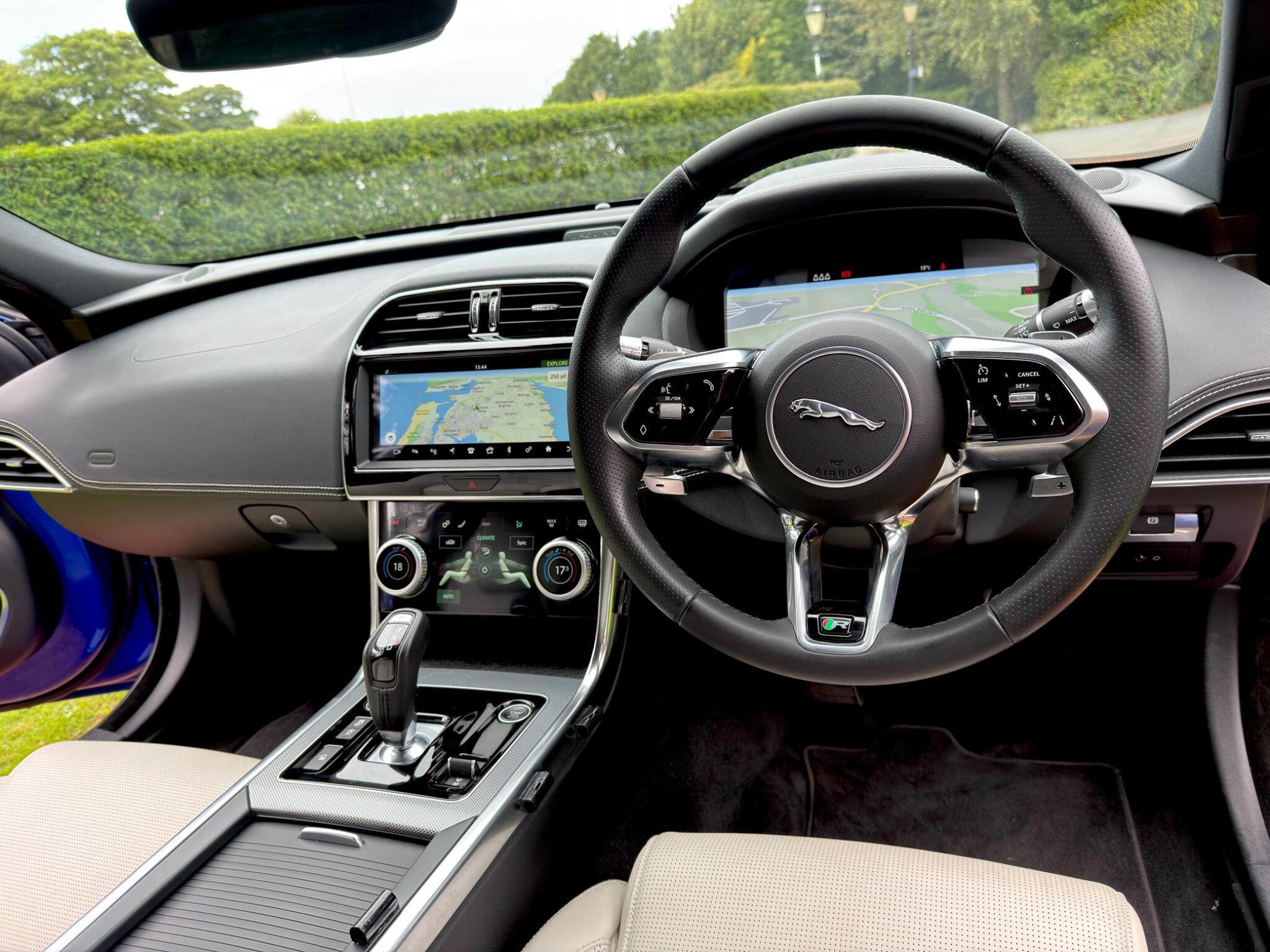 Jaguar Xe view 23