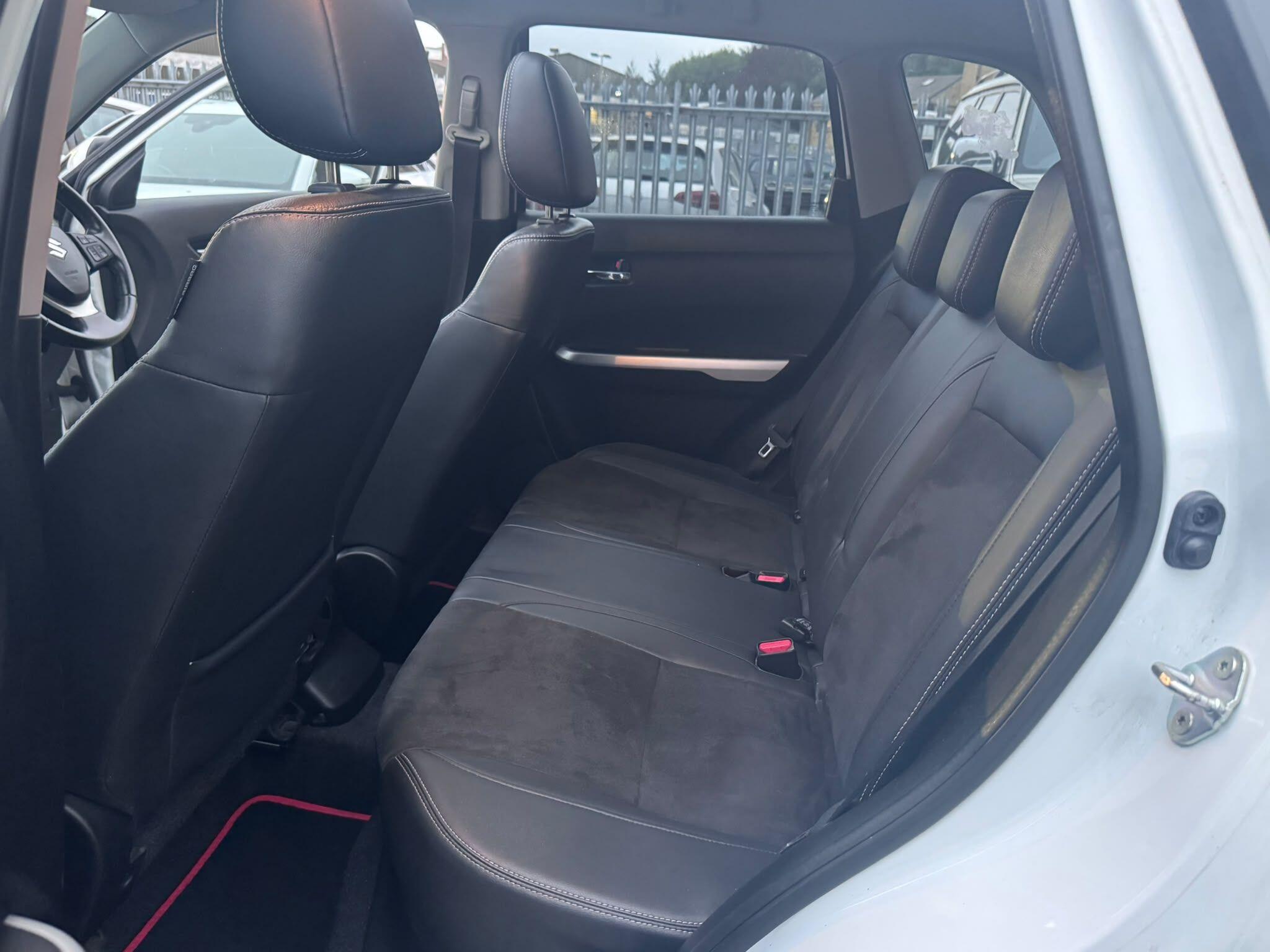 Suzuki Vitara view 26